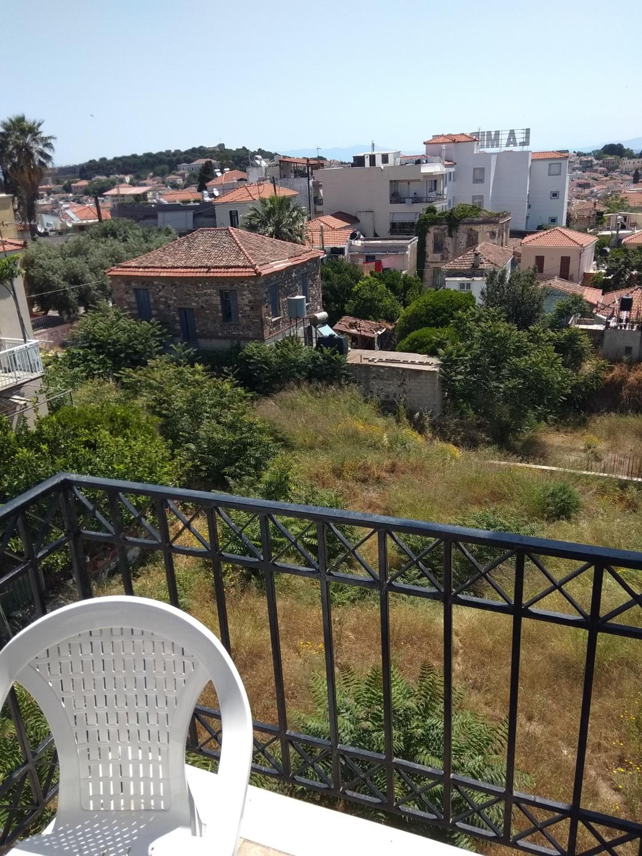 Triple Room with View - Photo 14