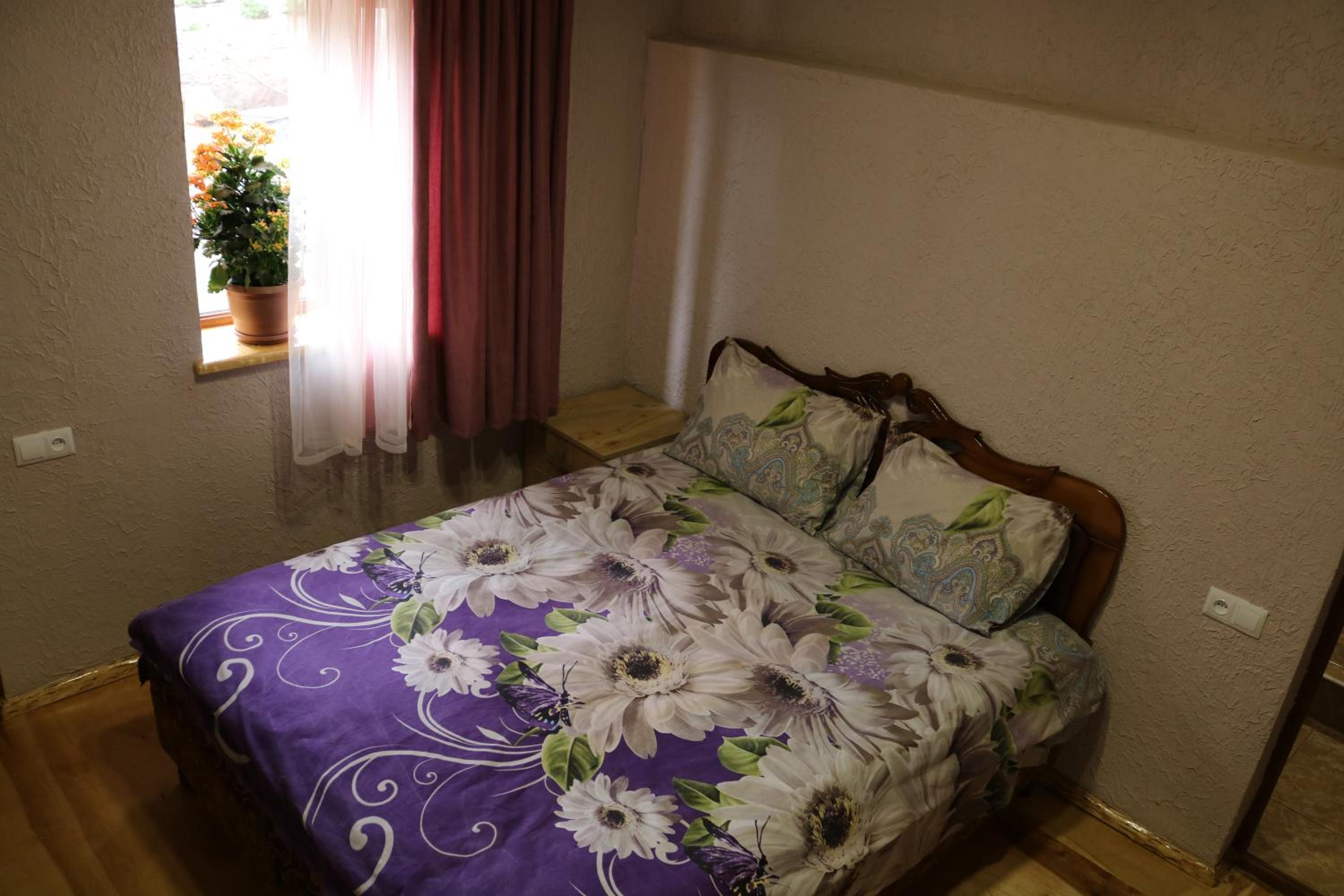 Double Room with Private Bathroom photo 1