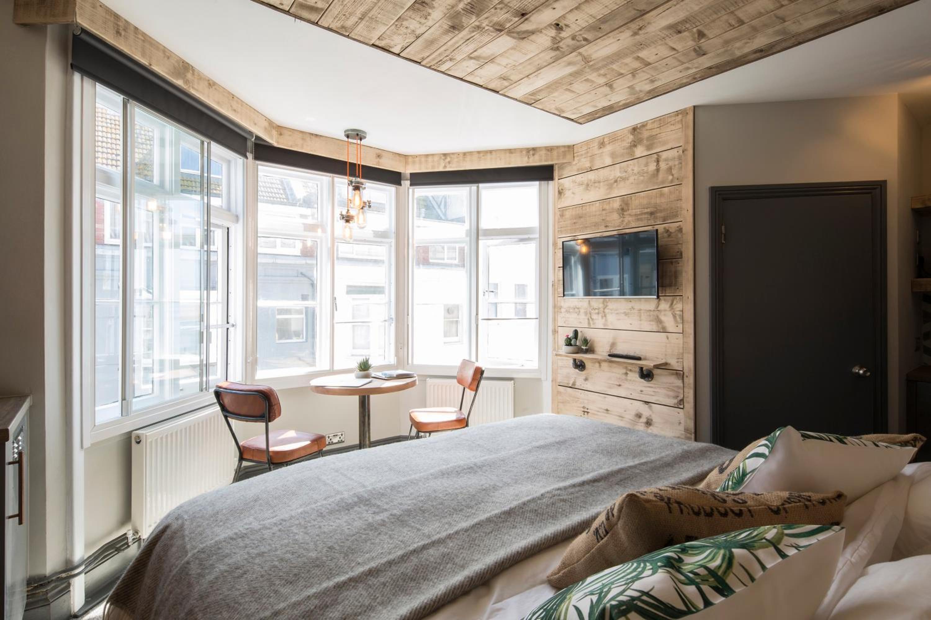 Double or Twin Room - Photo 18