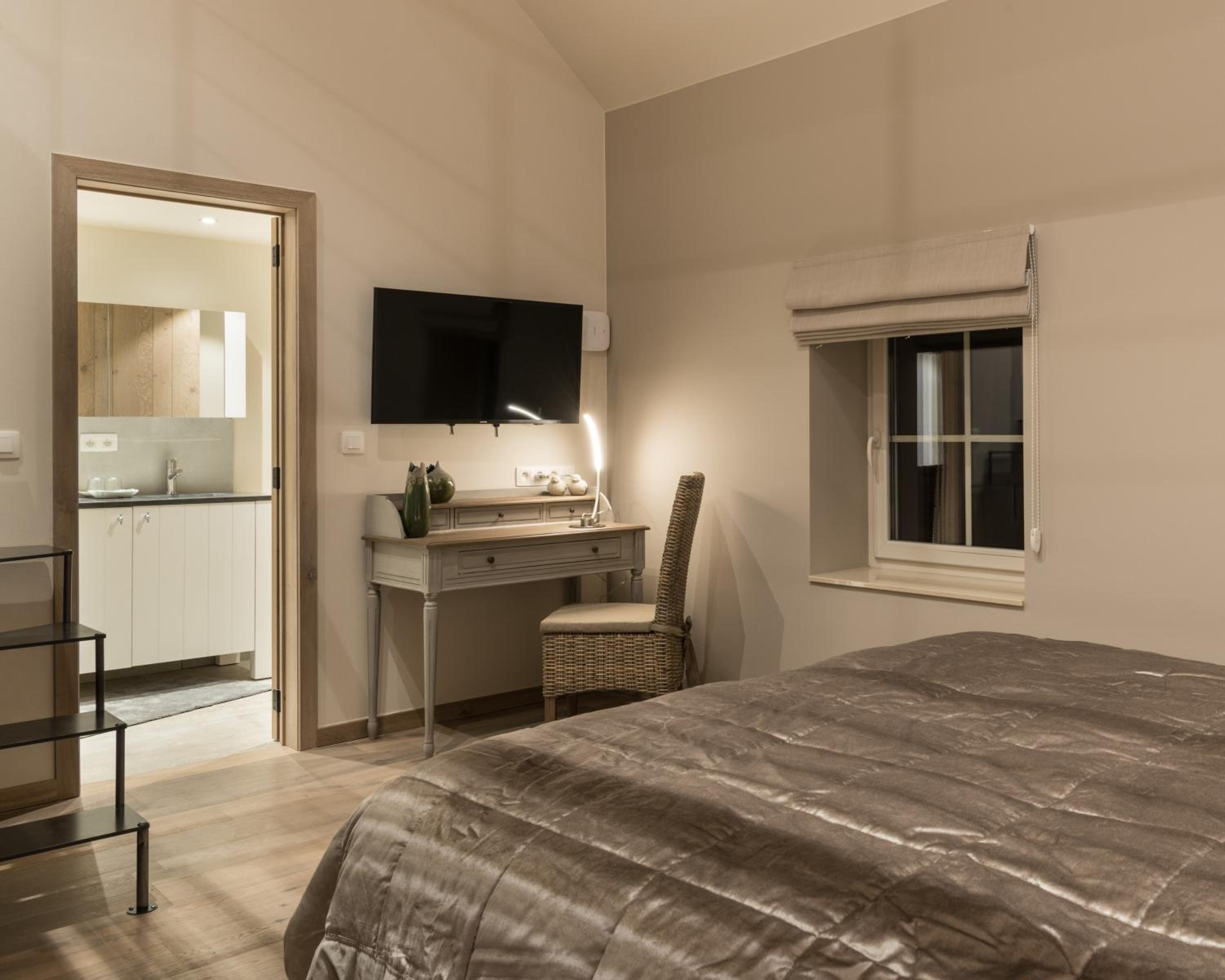 Basic Triple Room photo 1