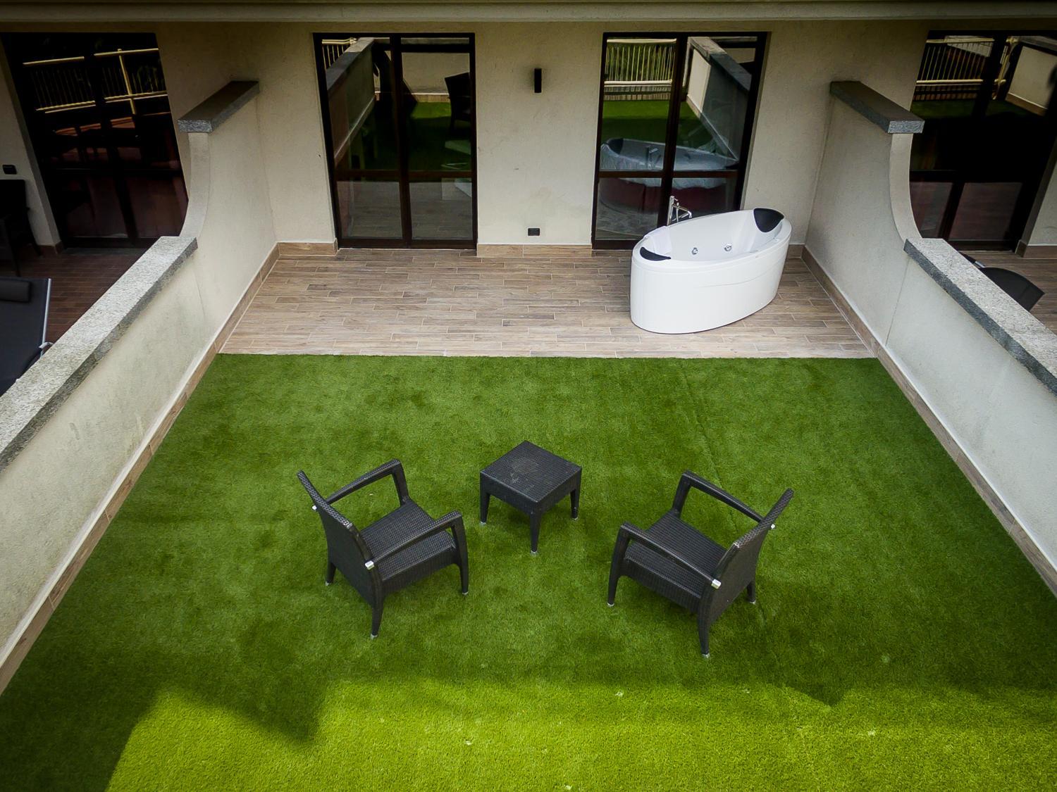 Junior Suite with Hot Tub - Photo 6