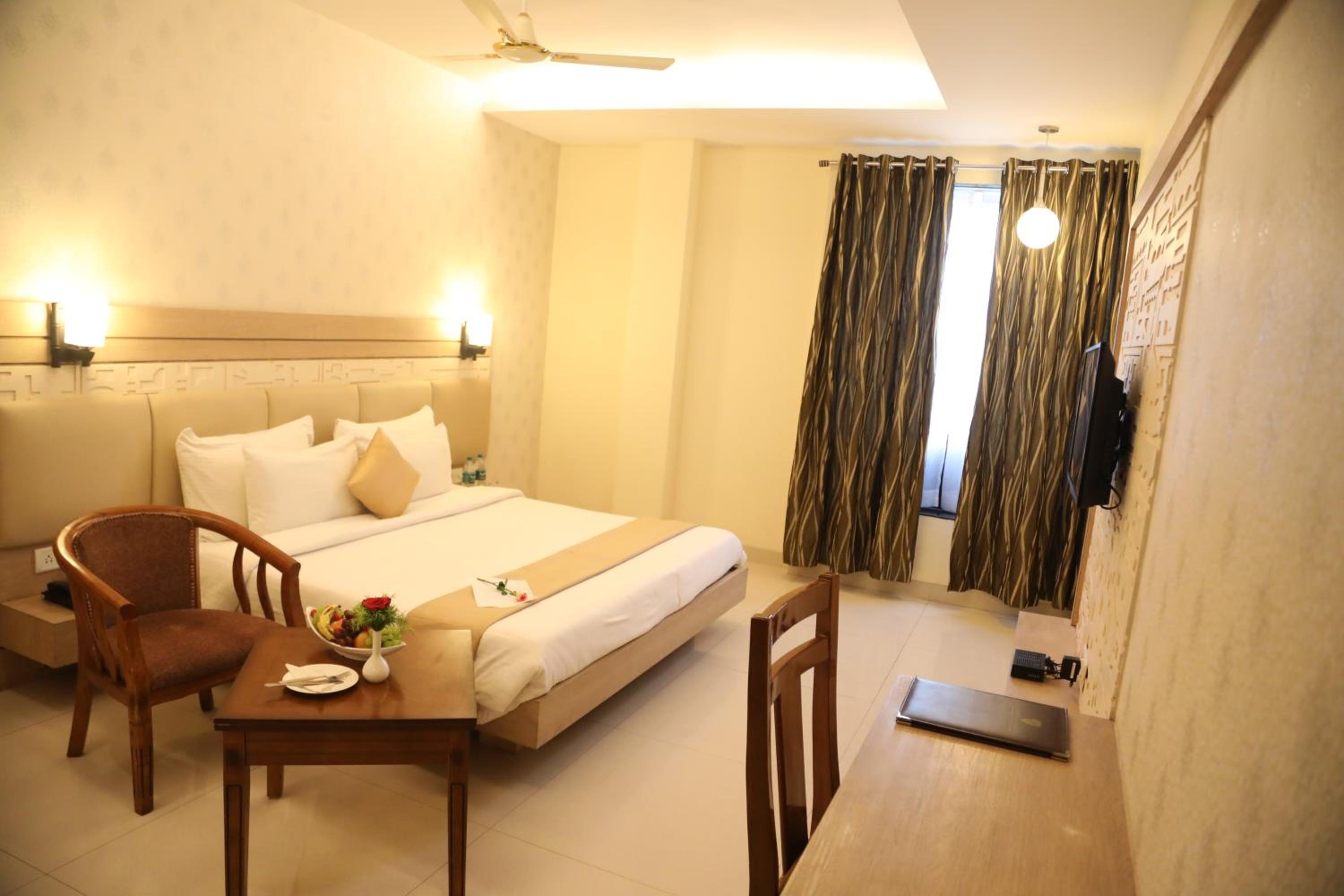 Budget Double Room photo 1