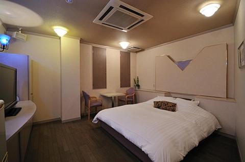 Standard Queen Room - Photo 4