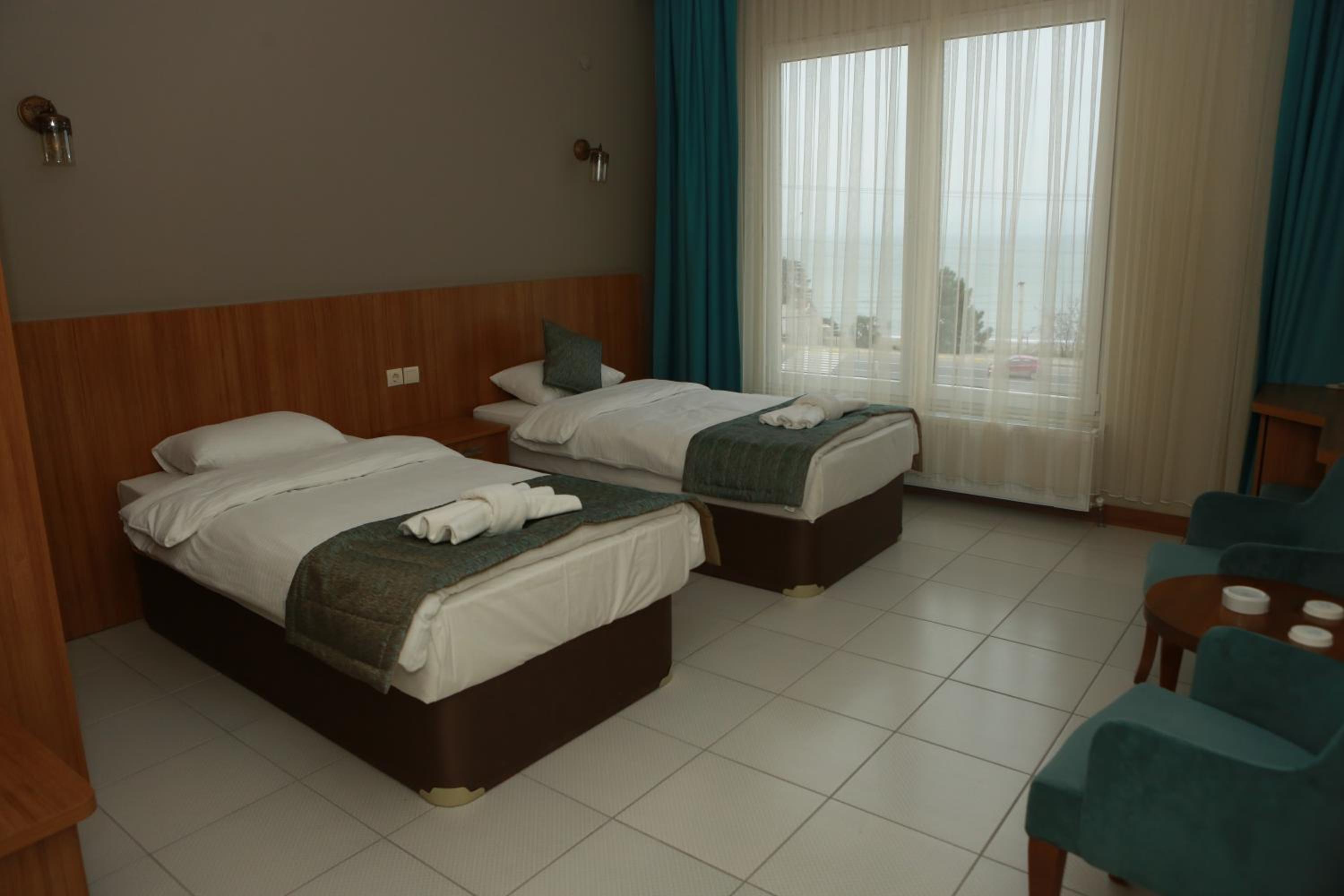 Double or Twin Room photo 2