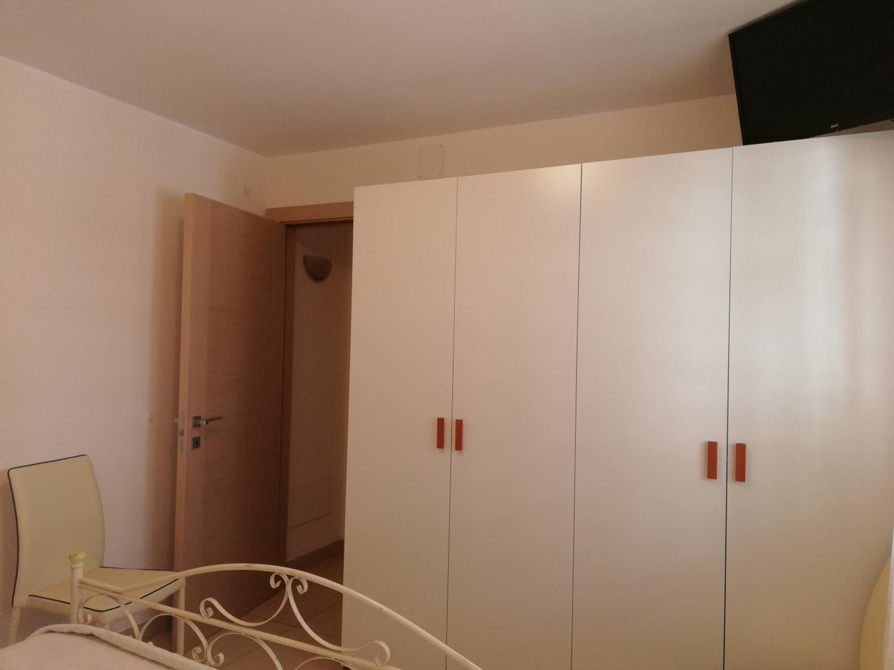 Two-Bedroom House - Photo 56