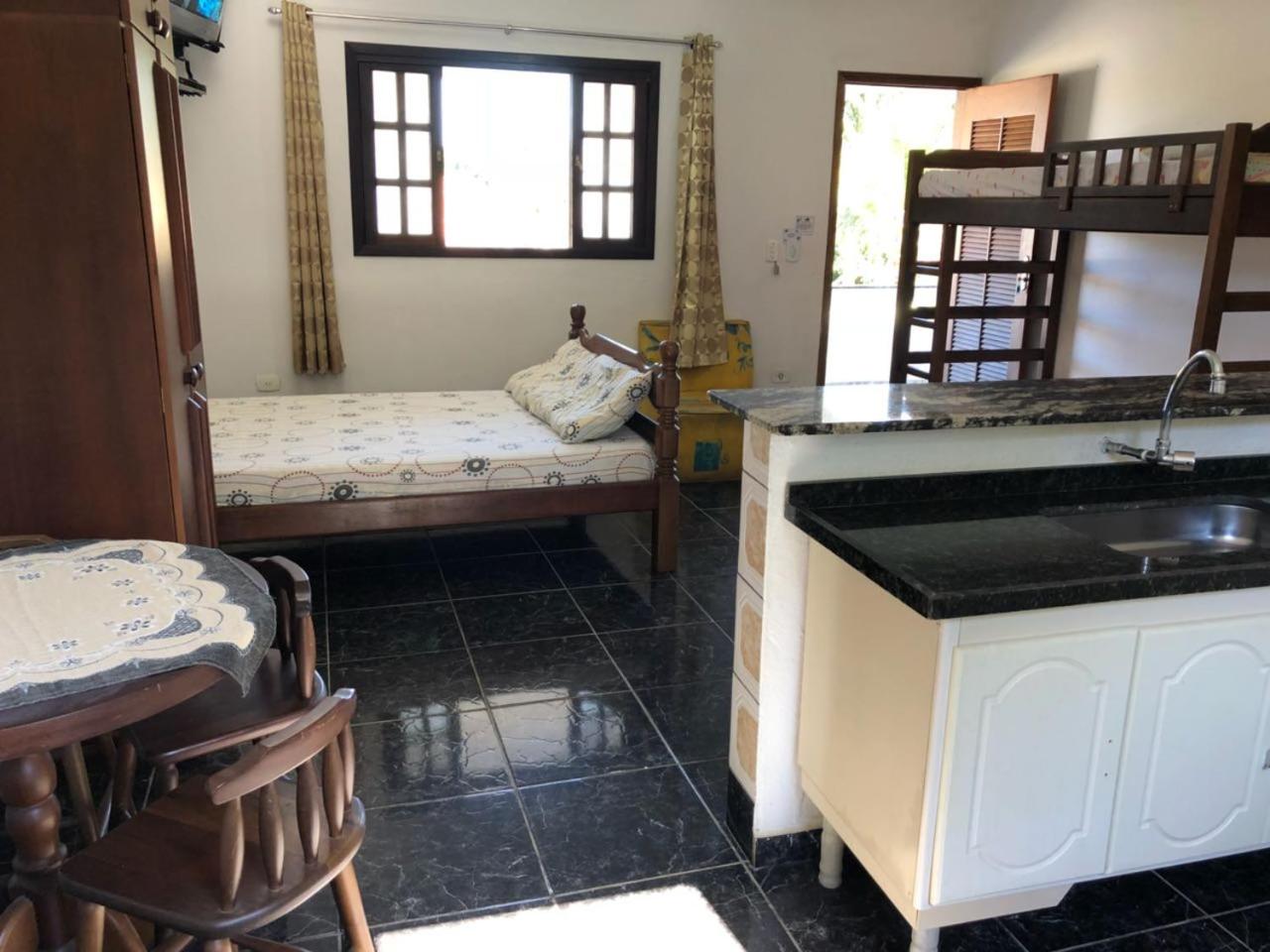 Deluxe Family Suite photo 3