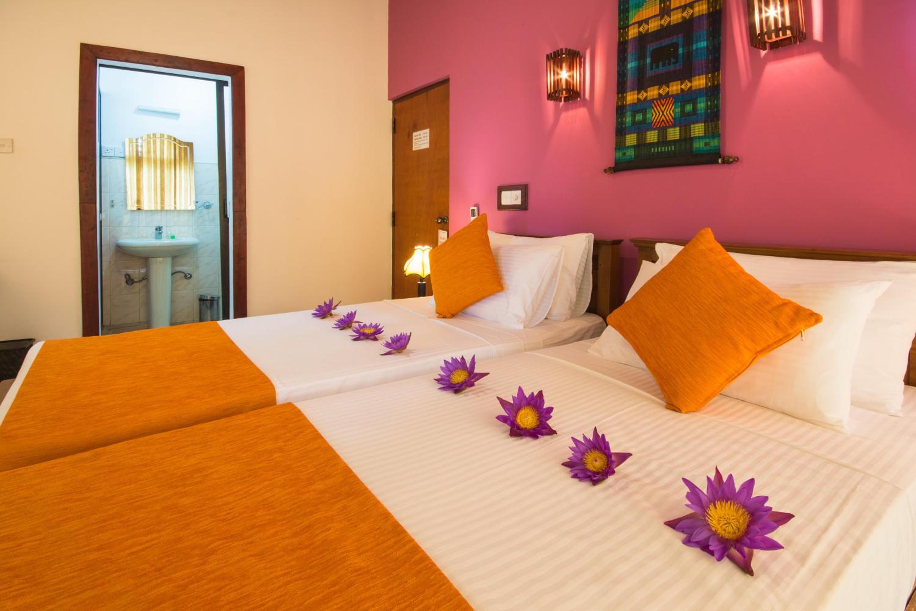 Double Room With Balcony - Photo 7