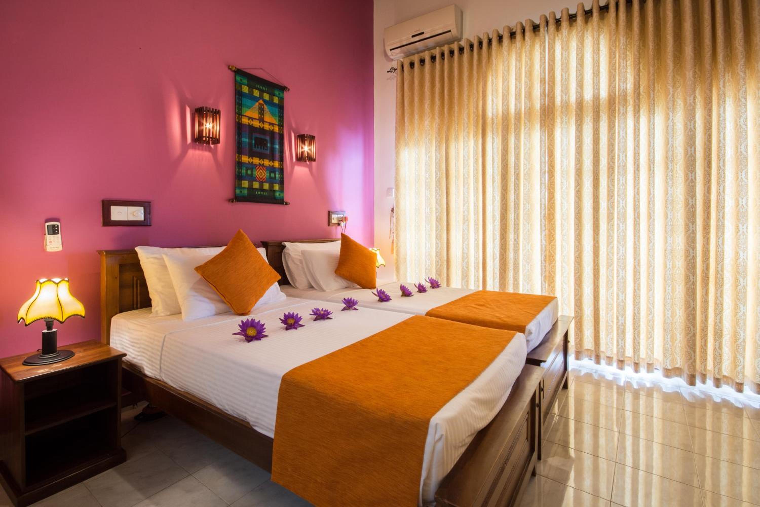 Double Room With Balcony - Photo 6