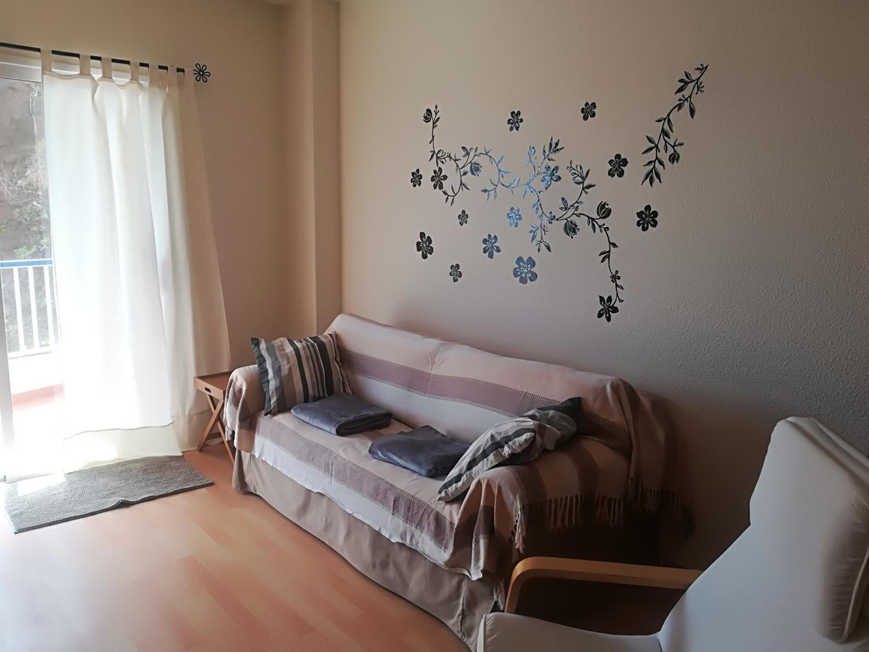 Apartment photo 2
