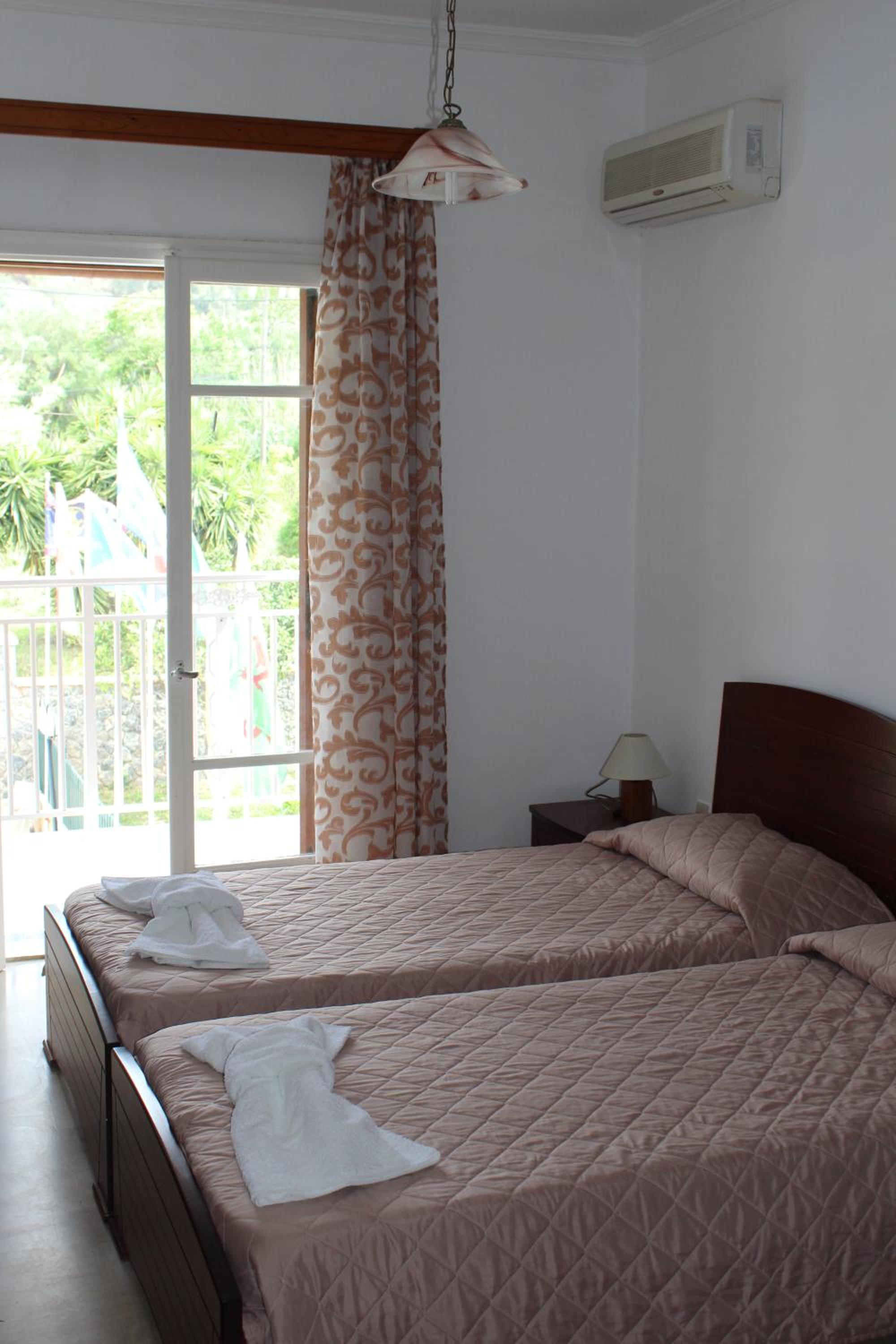 Apartment with Pool View  photo 2