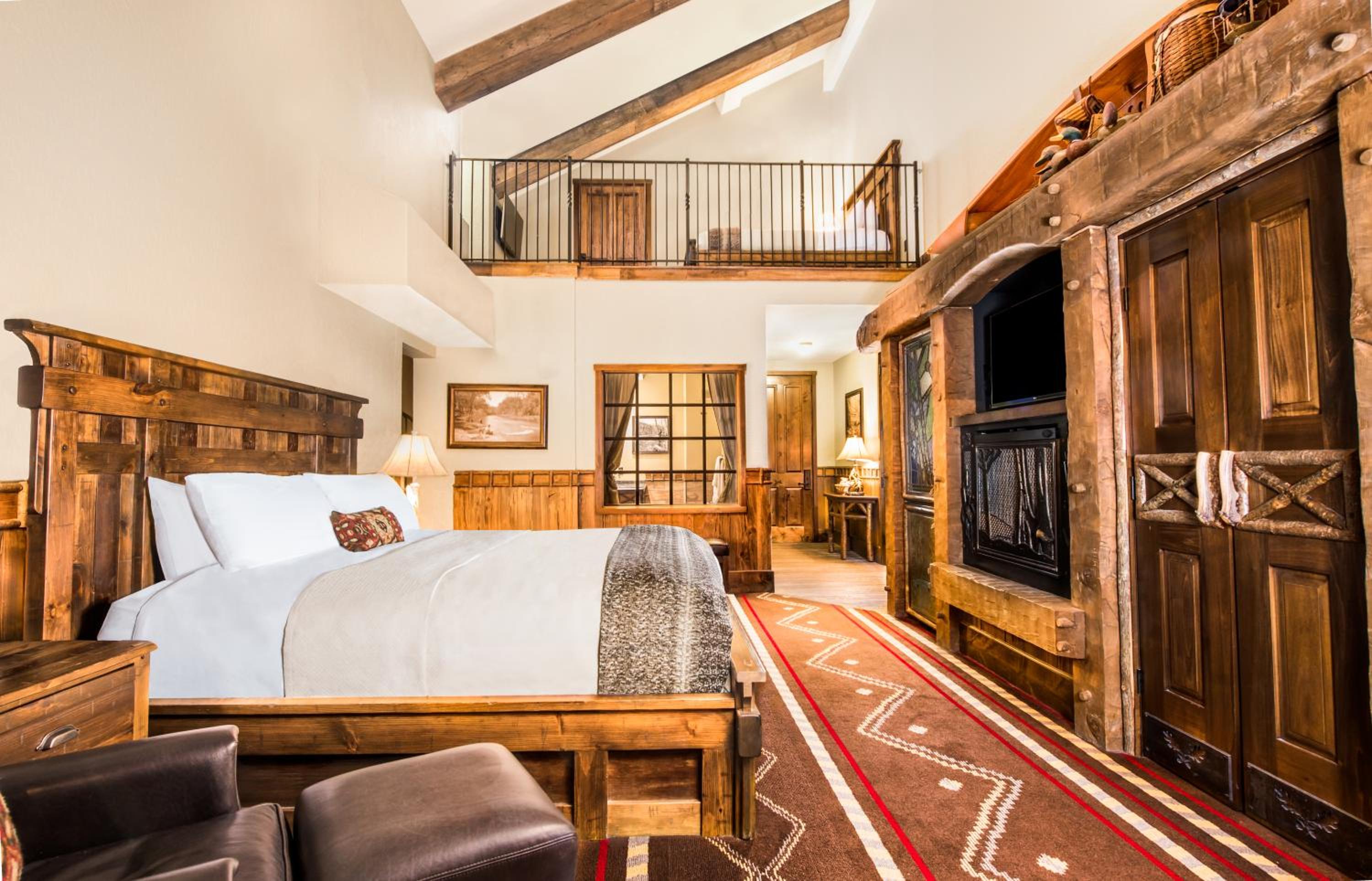 Fly Fishing Lodge