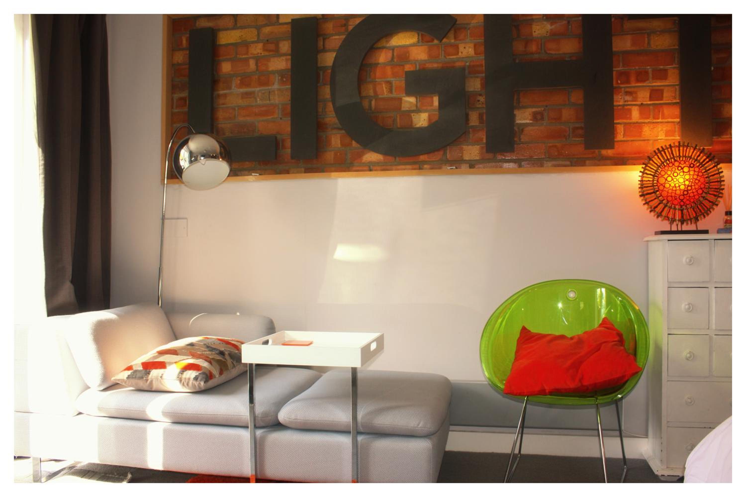 Studio Apartment - Photo 22