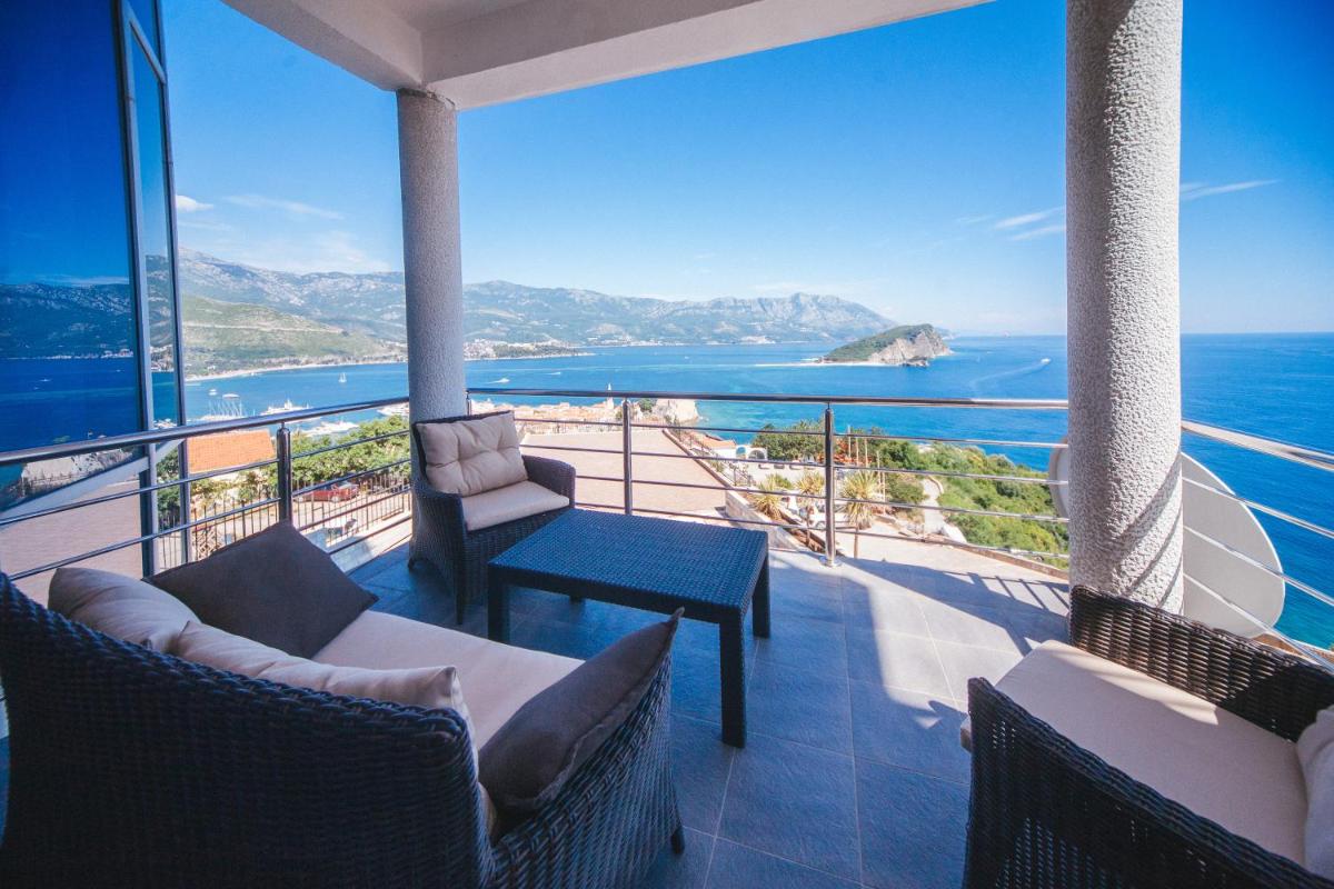 Apartment with Sea View