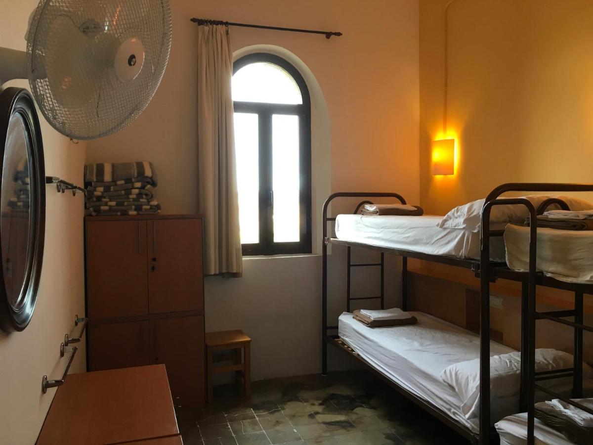 Bunk Bed in Mixed Dormitory Room with Shared Bathroom photo 2