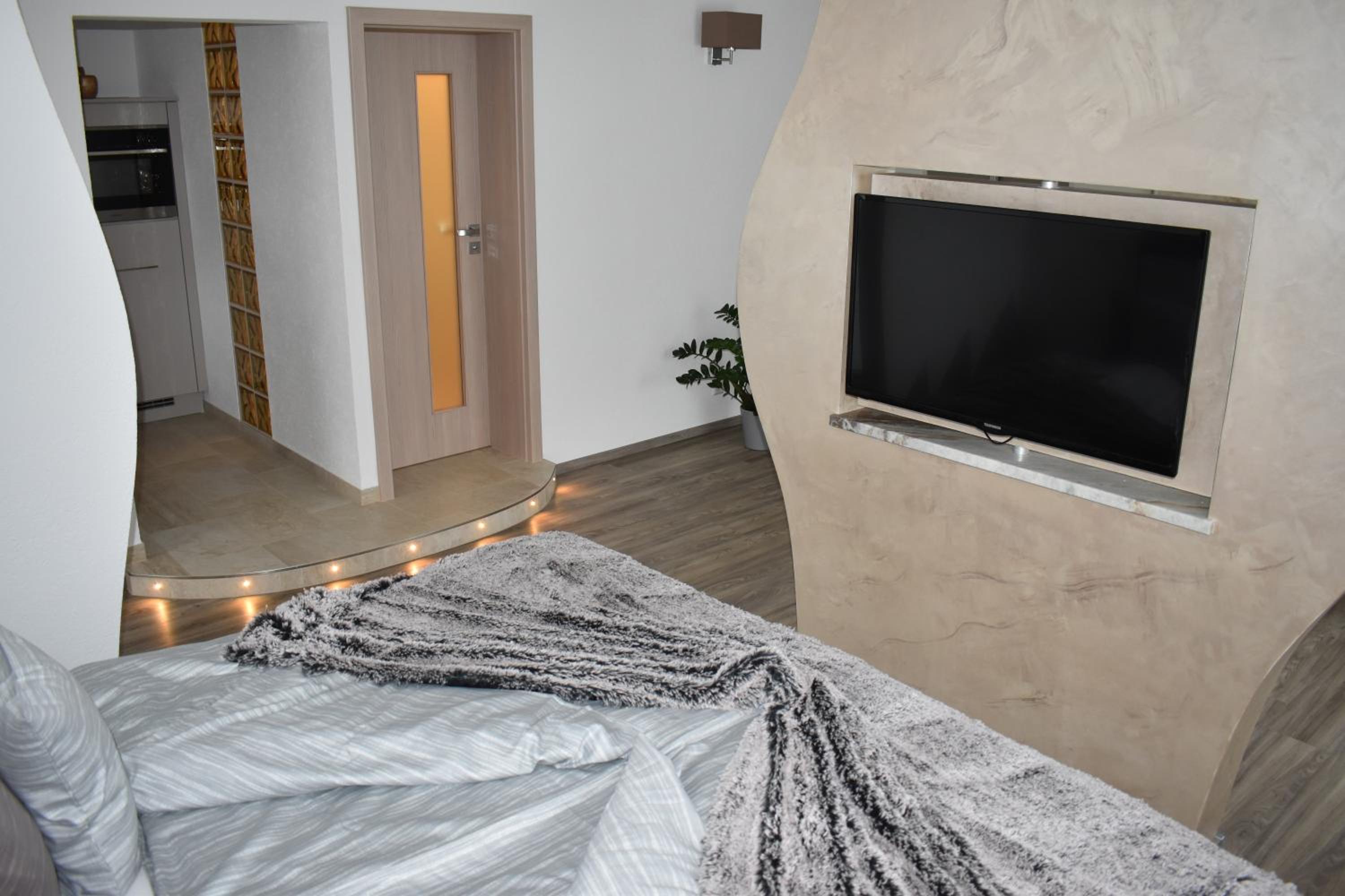 Apartment with Balcony 1 photo 1