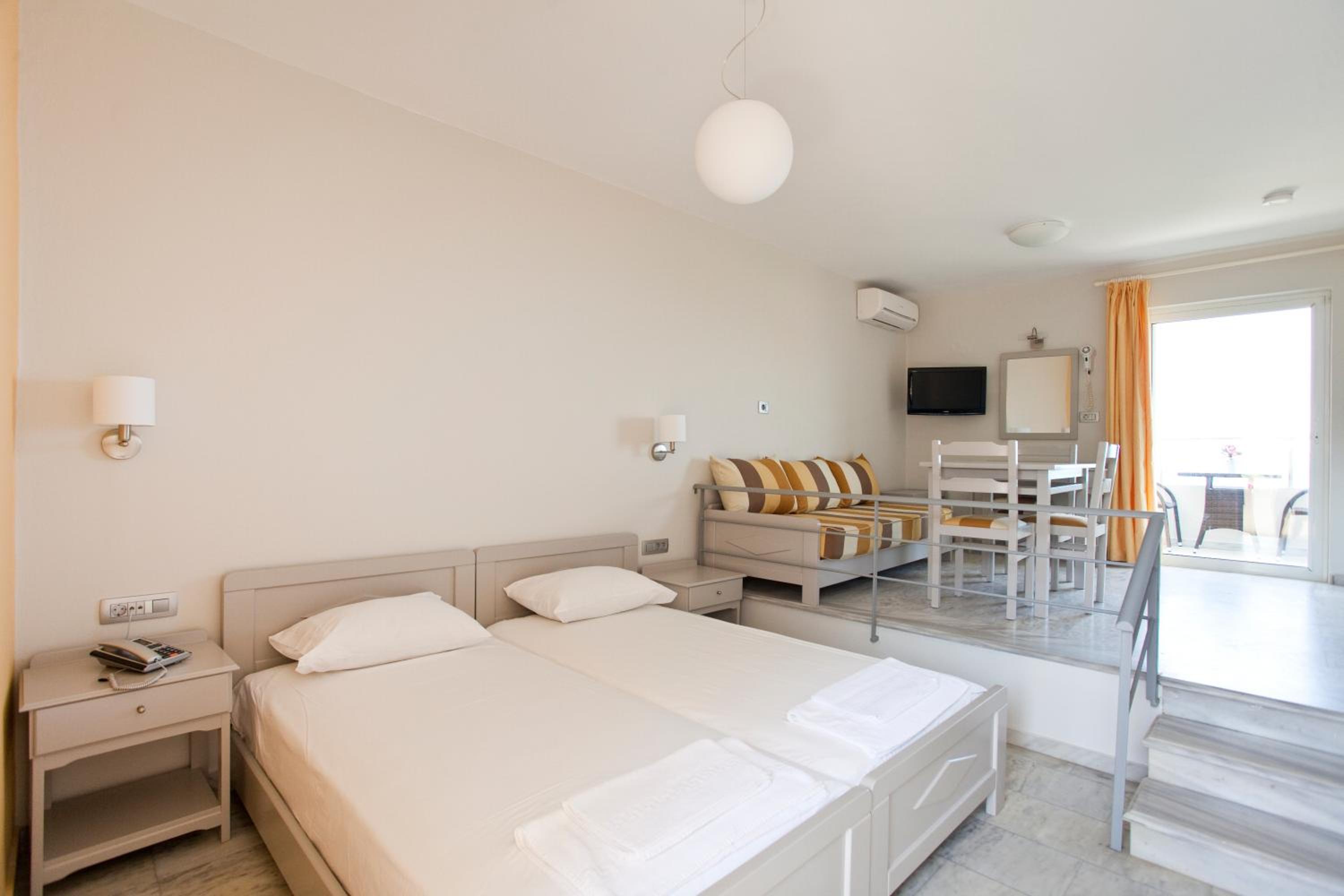 Superior Studio with Sea View- Split Level