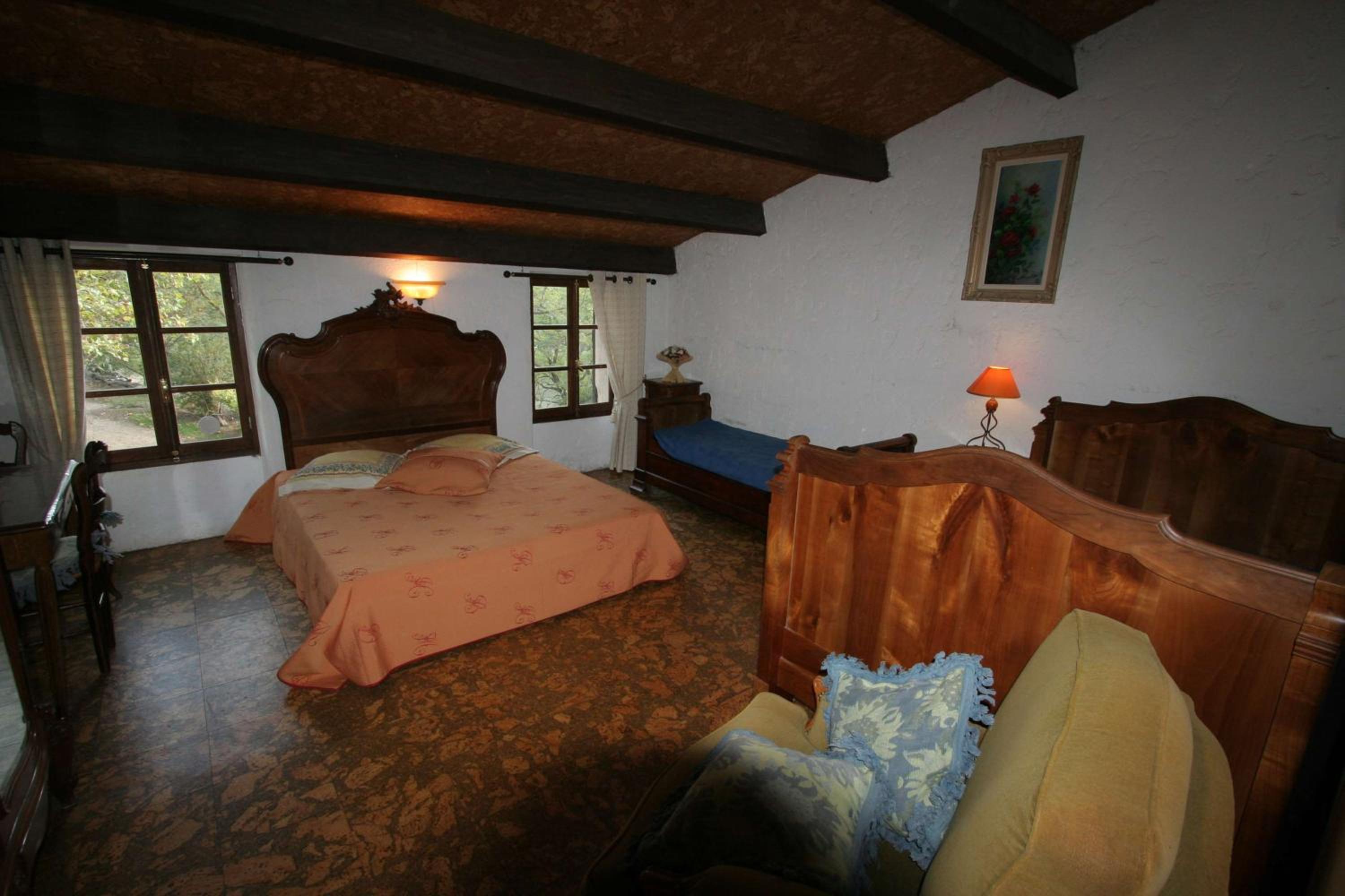 Family Room with Private Bathroom photo 1