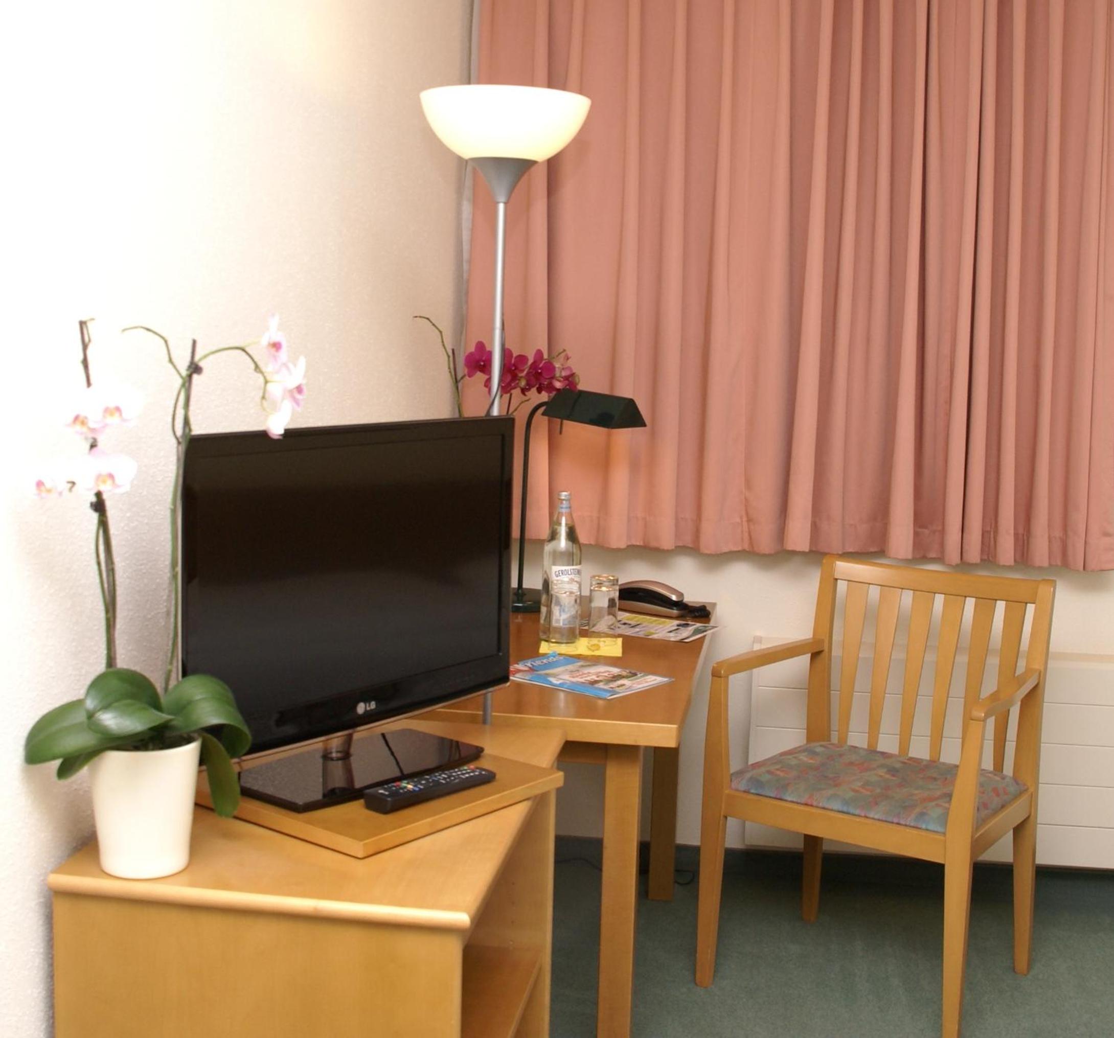 Basic Double Room - Photo 3