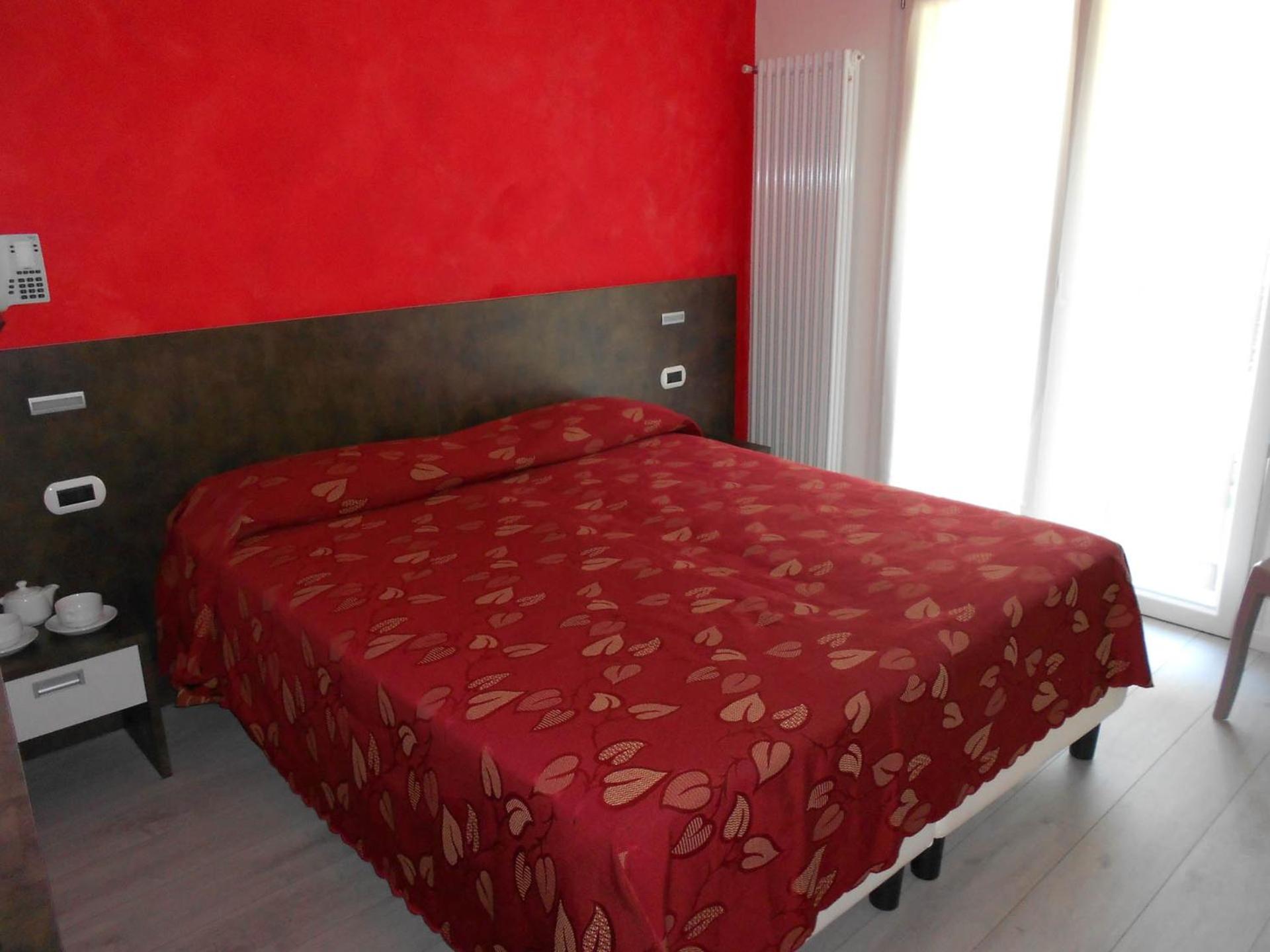 Economy Double Room - Photo 5