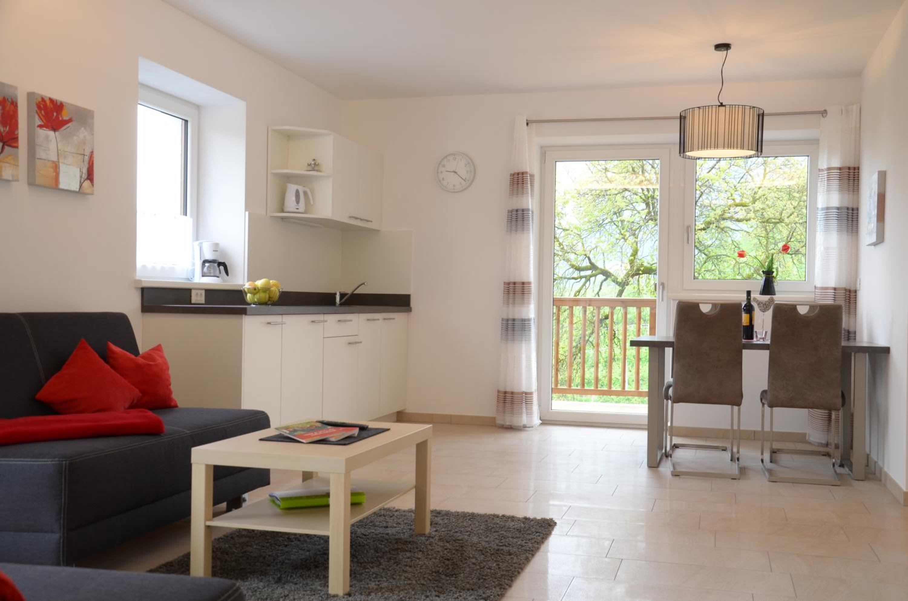 Apartment with Mountain View photo 1