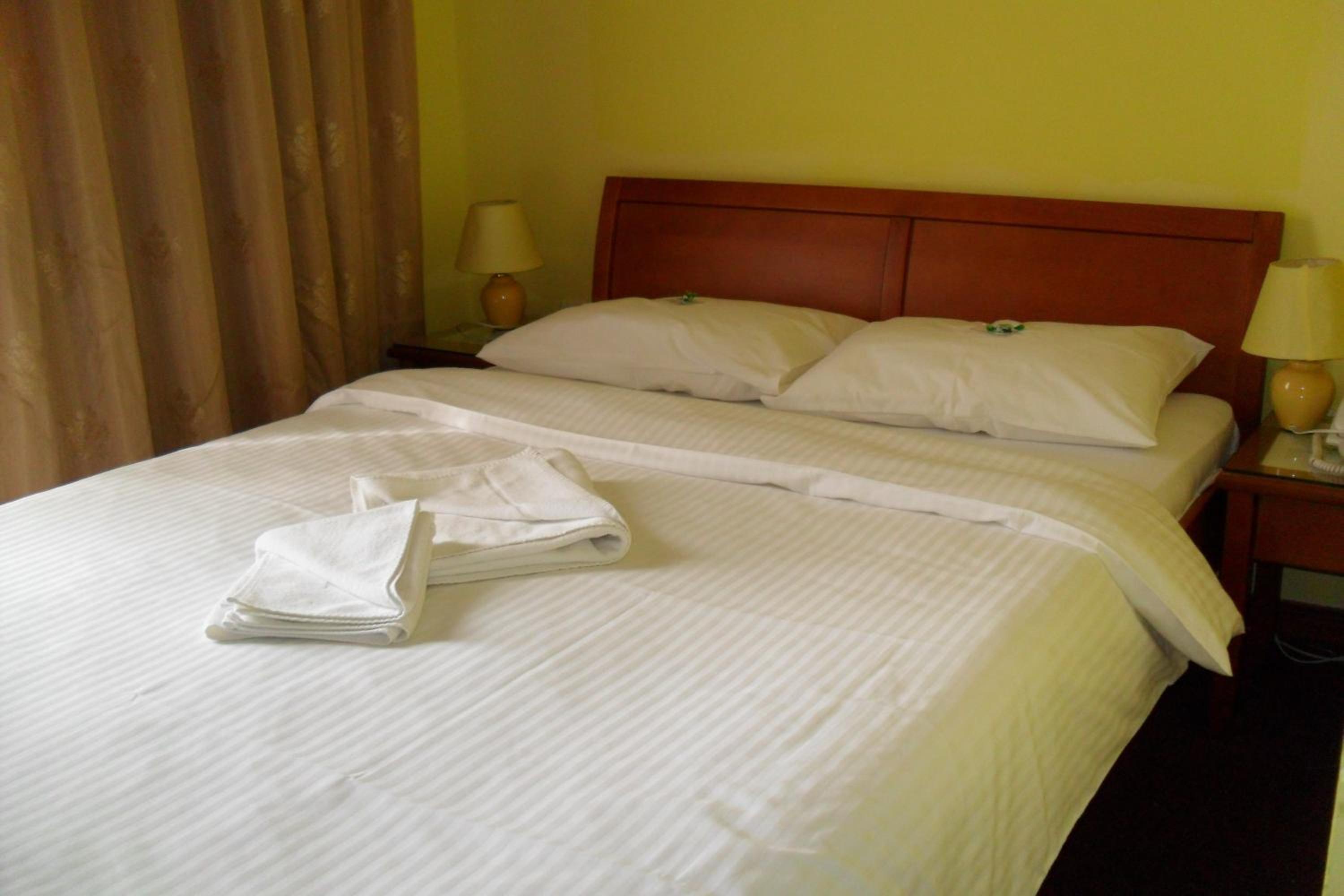 Double Room - Photo 5