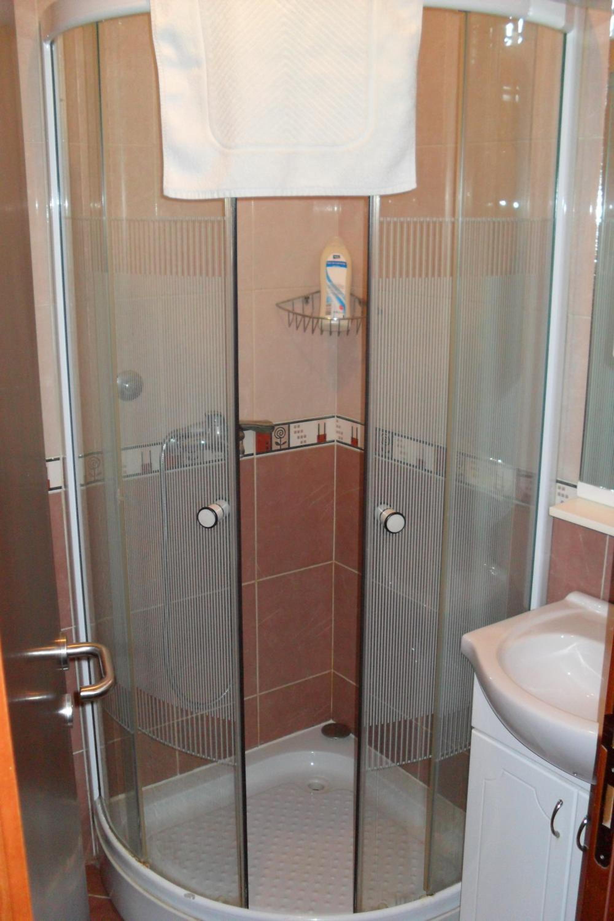 Double Room - Photo 3