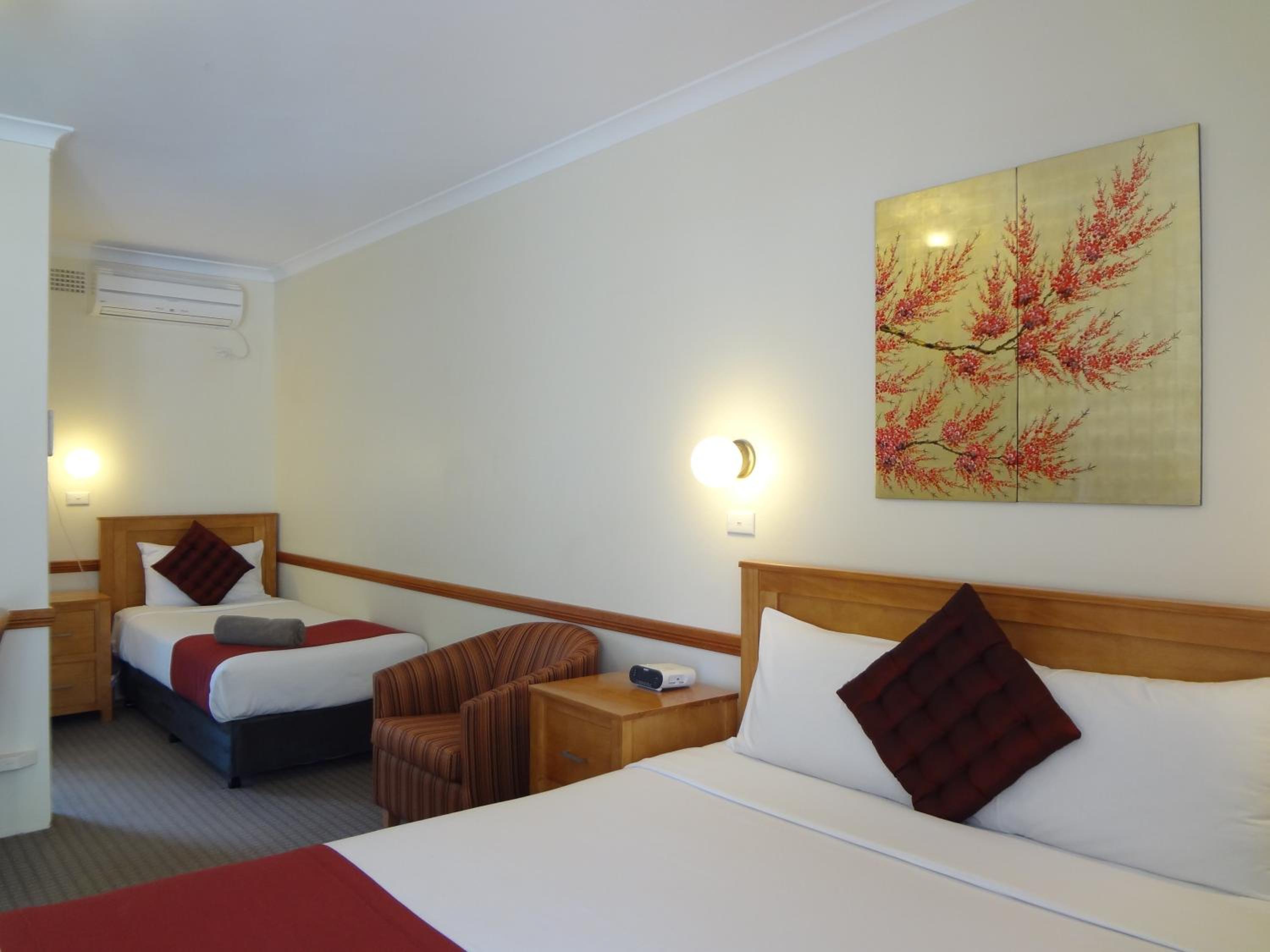 Superior Twin Room photo 2