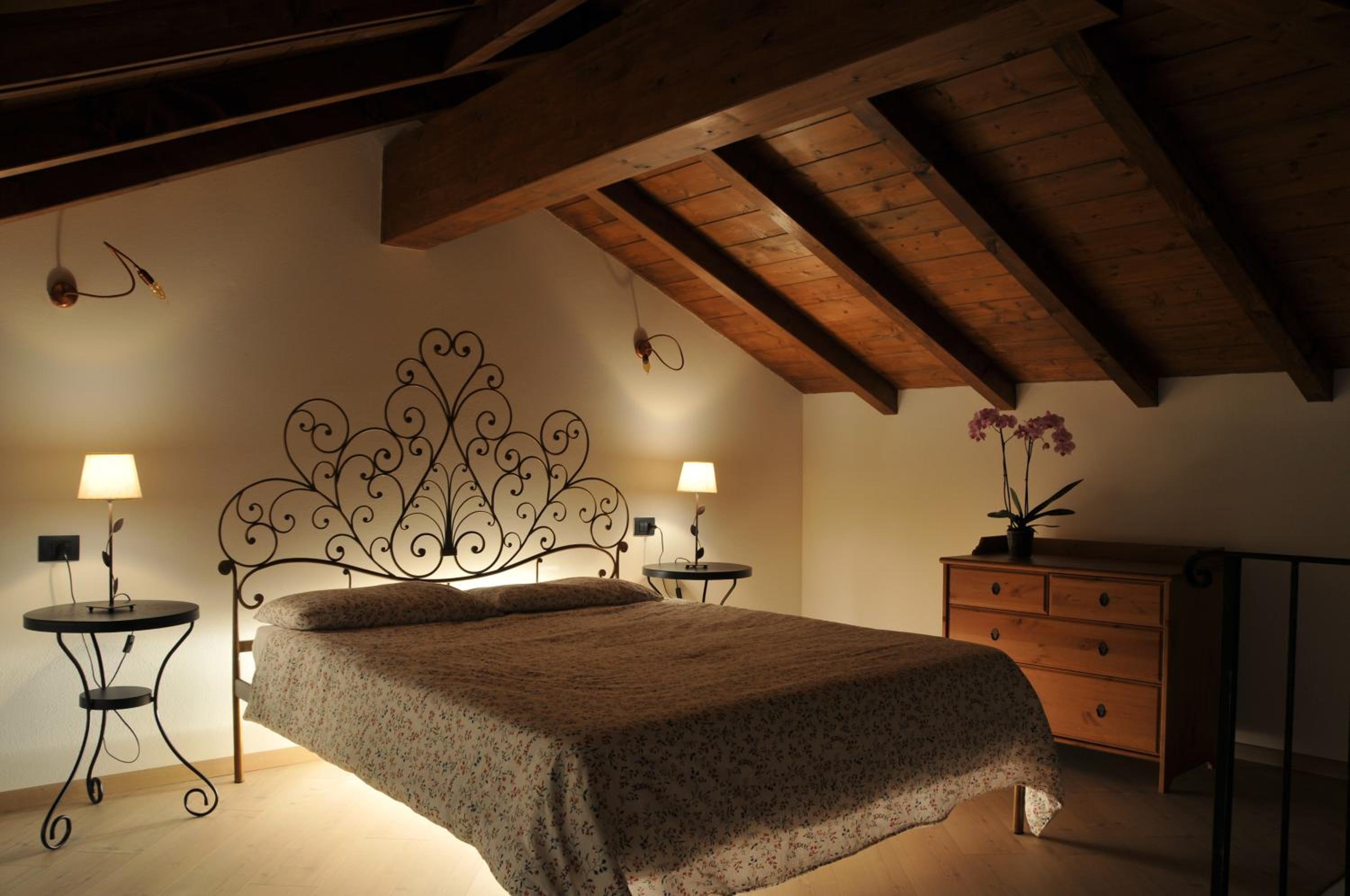 One-Bedroom Apartment (4 Adults) photo 2