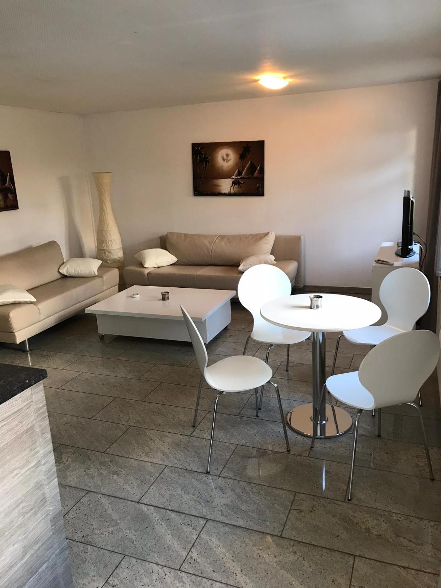 Apartment 2 photo 2