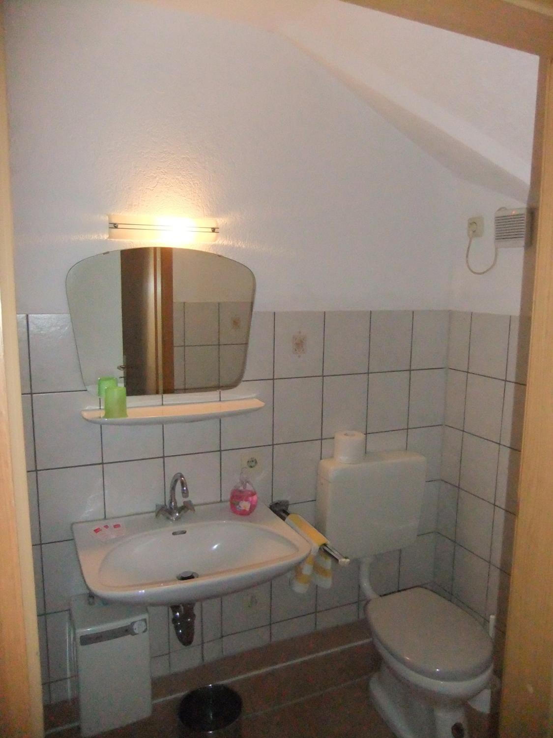 Single Room photo 2