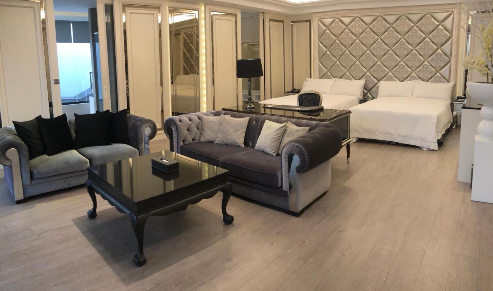 Royal Suite