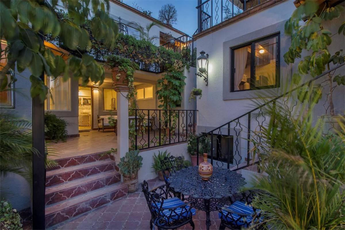 Villa with Garden View - Photo 4
