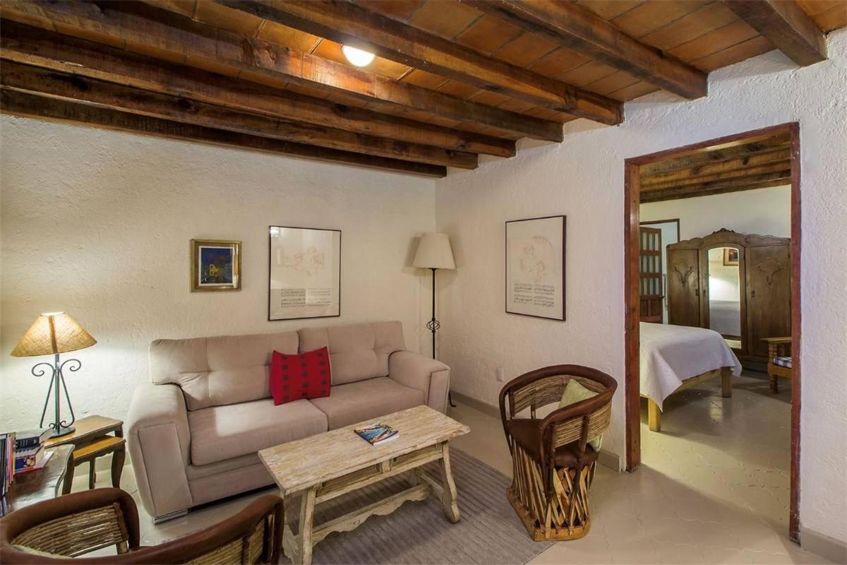 Villa with Garden View - Photo 2