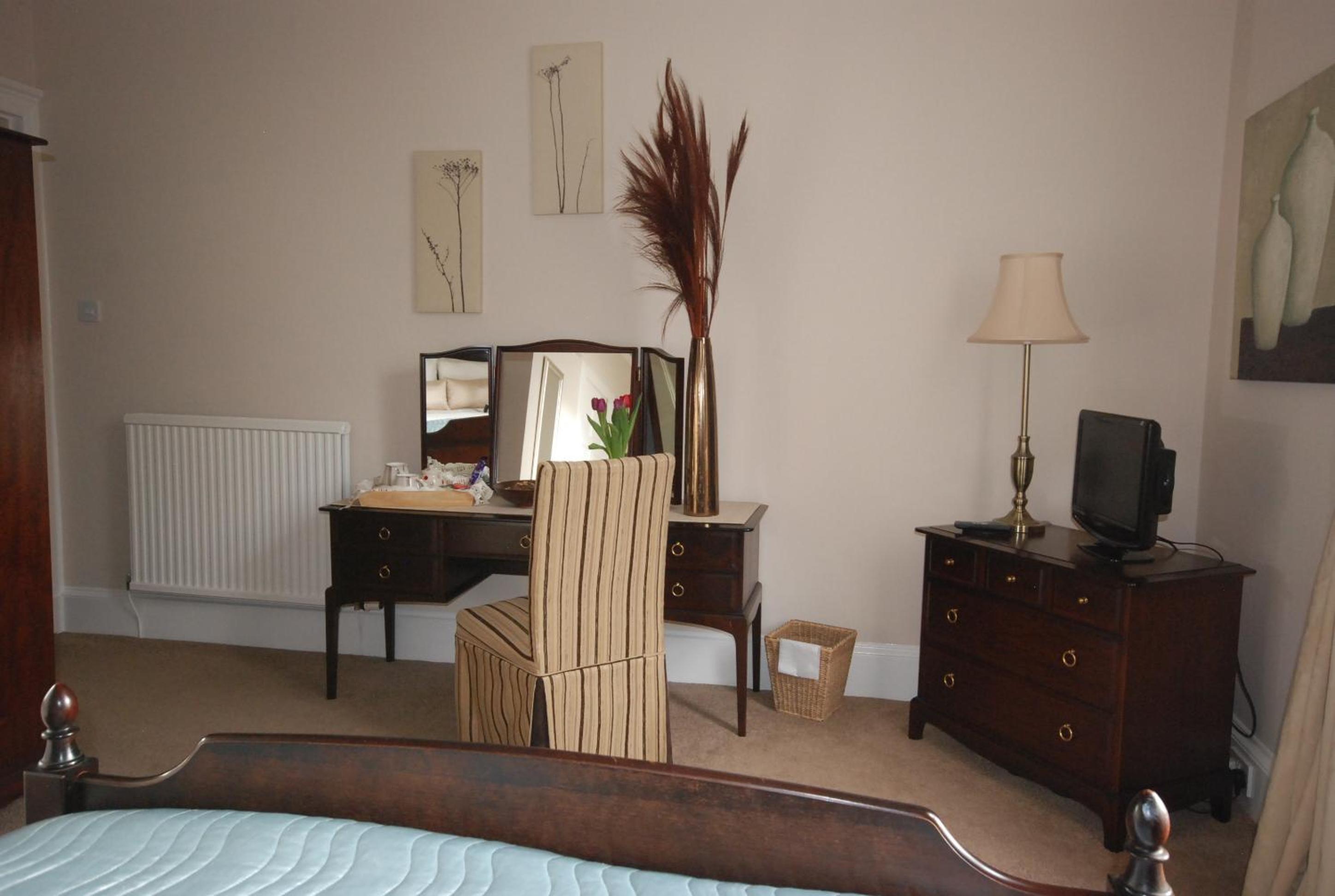 Double Room - Photo 2