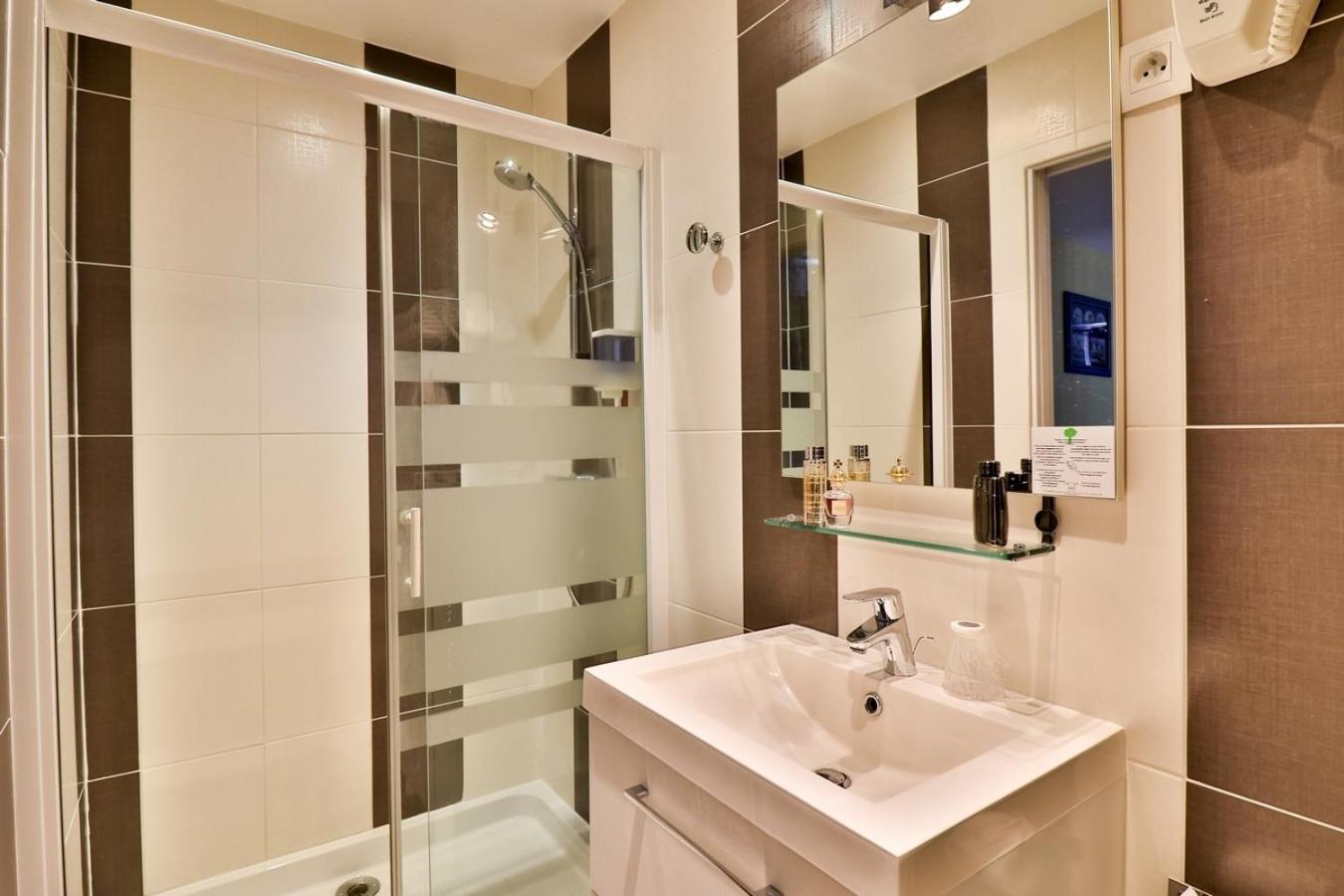 Comfort Double Room with Sea View - Photo 4
