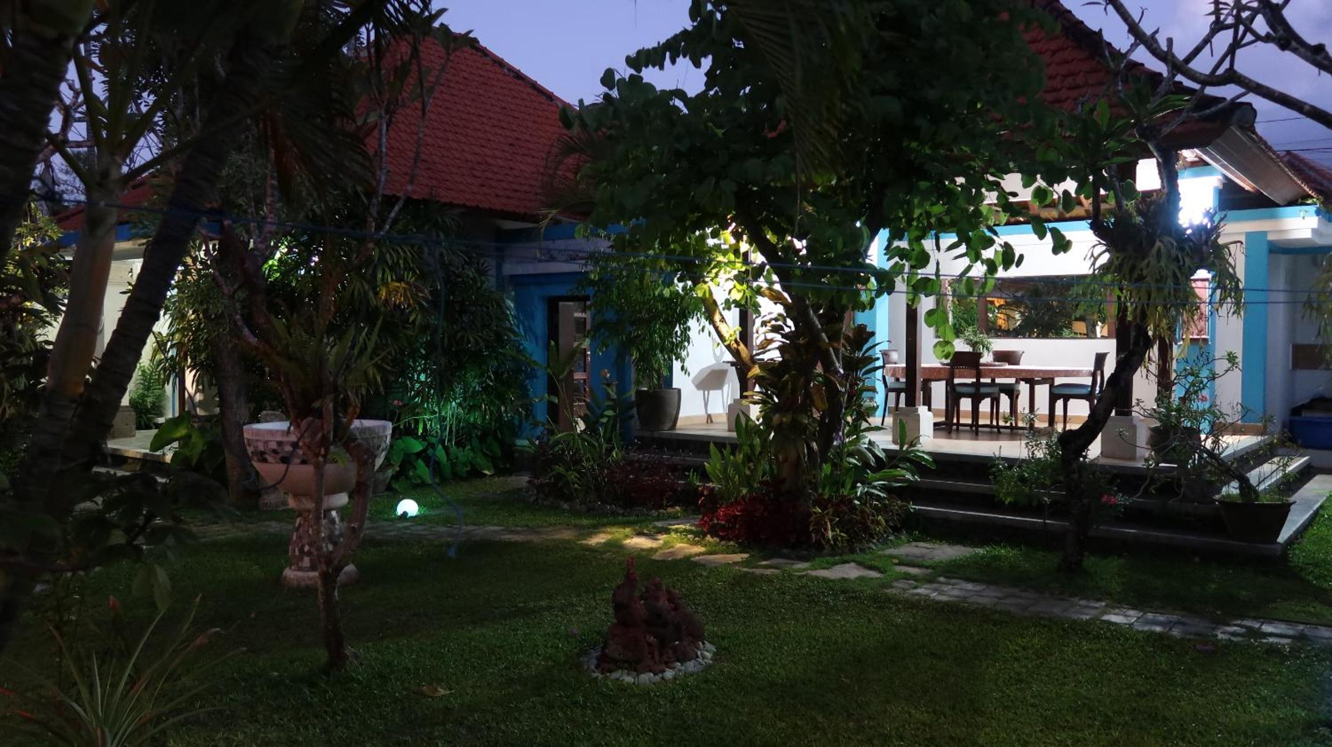 Superior Bungalow - Photo 6