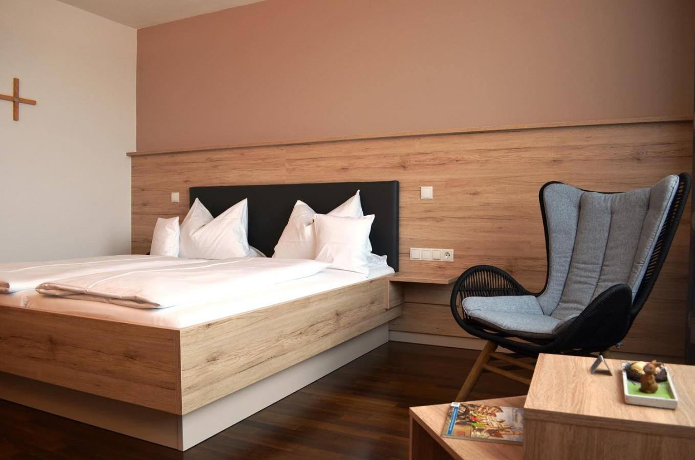 Double Room - Photo 1