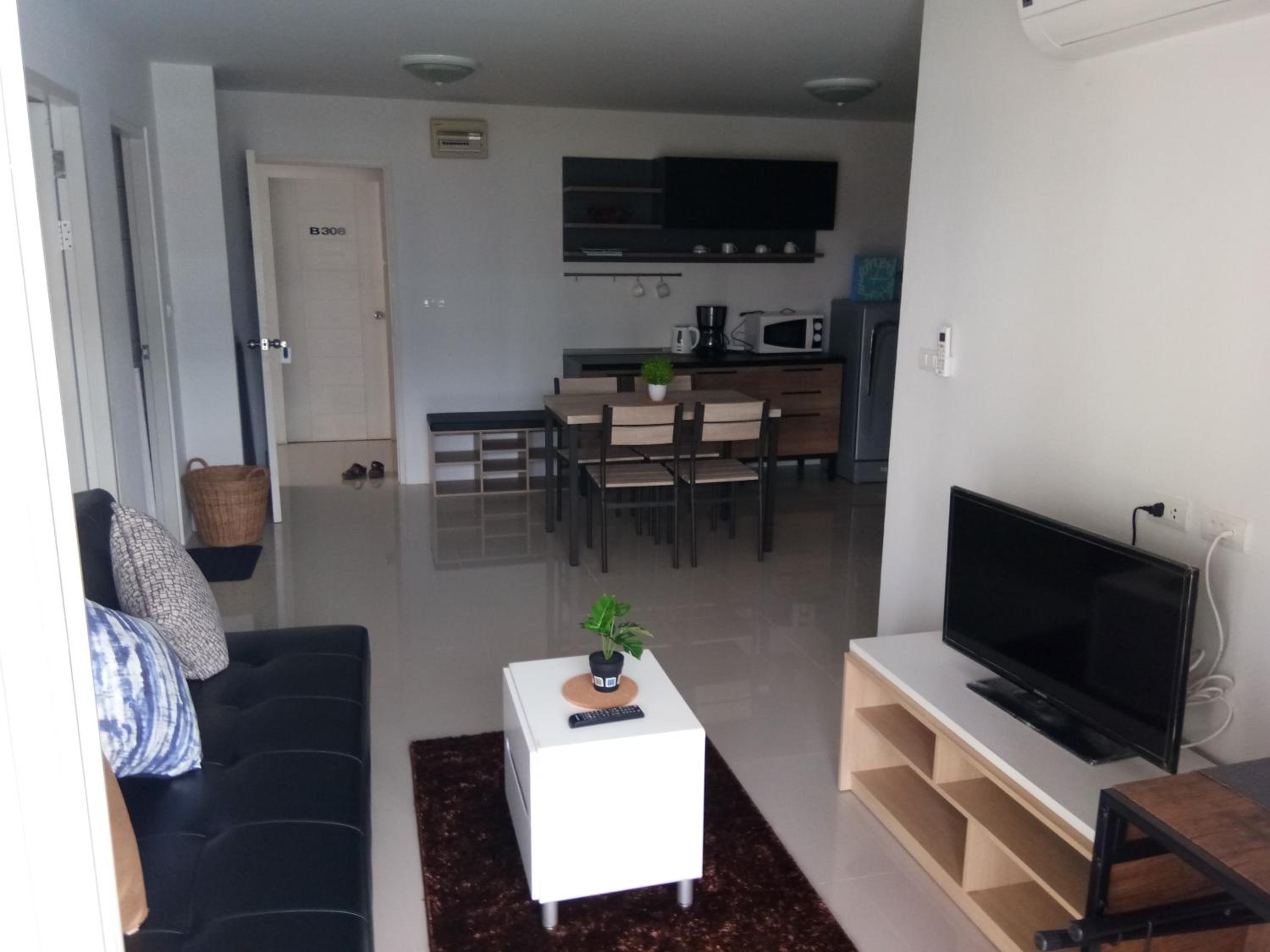 Apartment with Pool View  - Photo 16