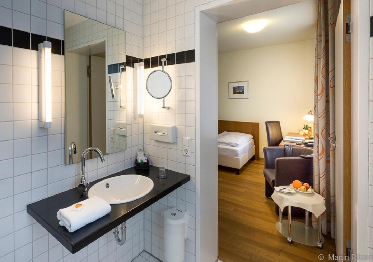 Single Room photo 2