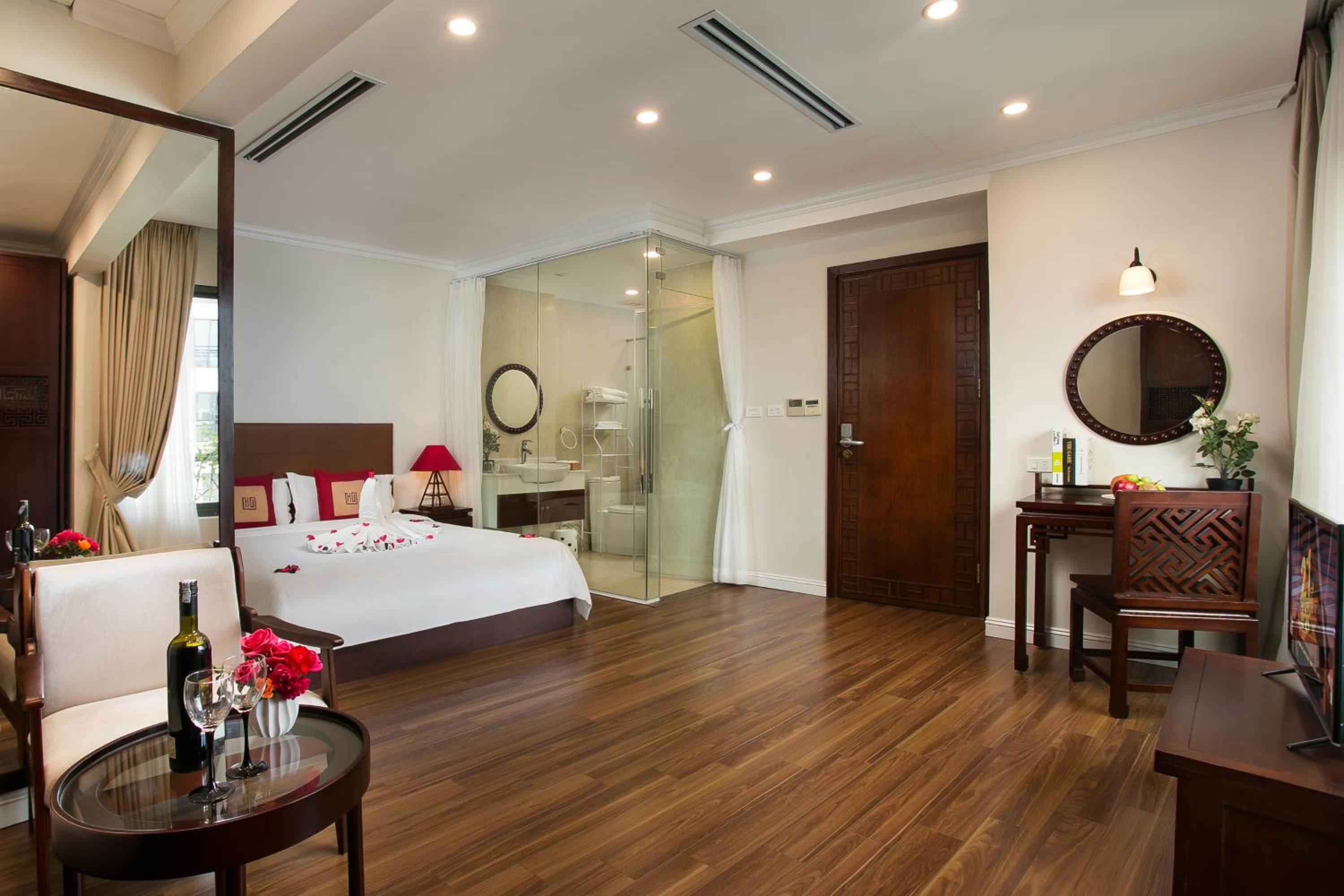 Suite with City View