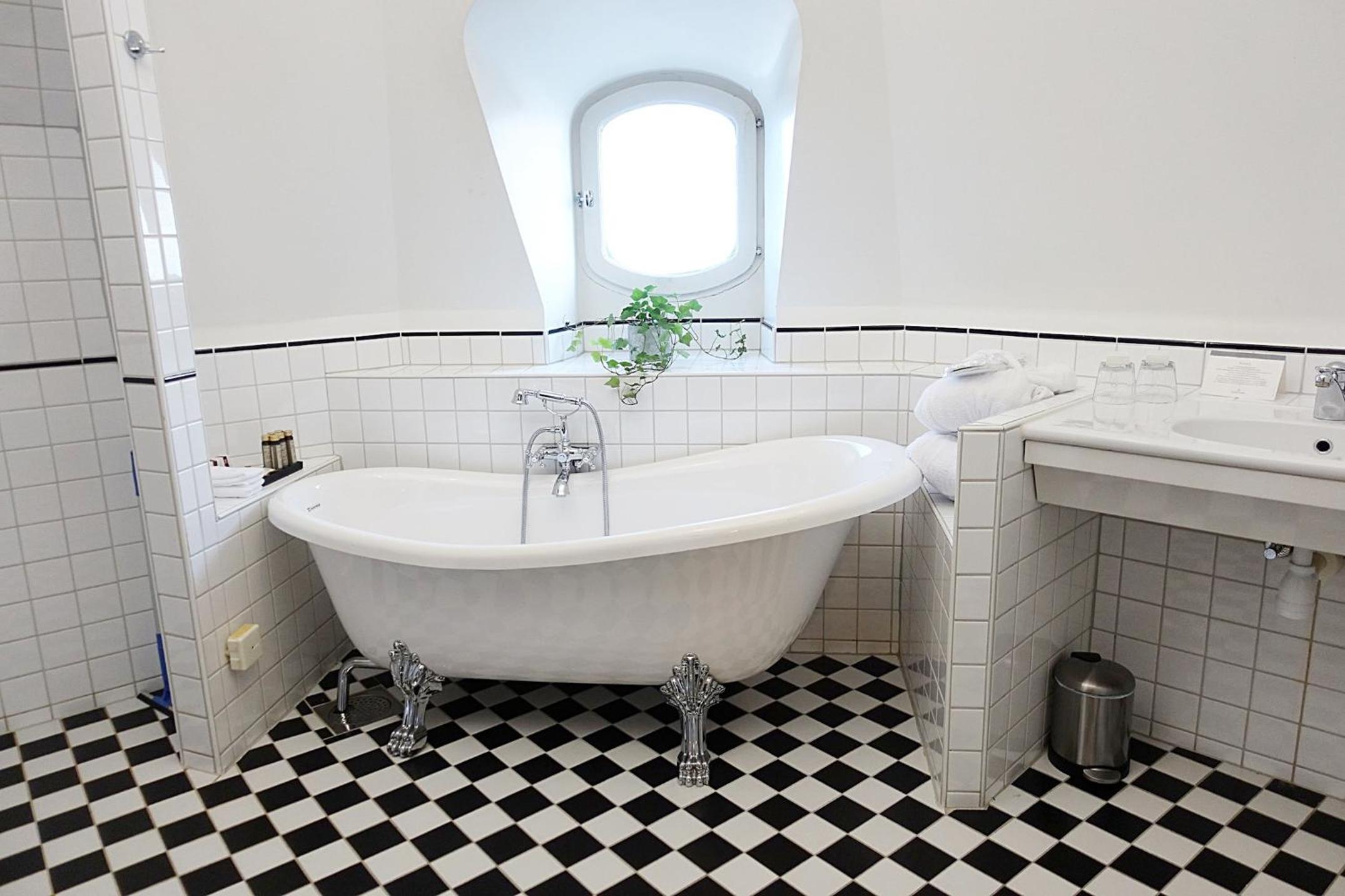 Suite with Balcony