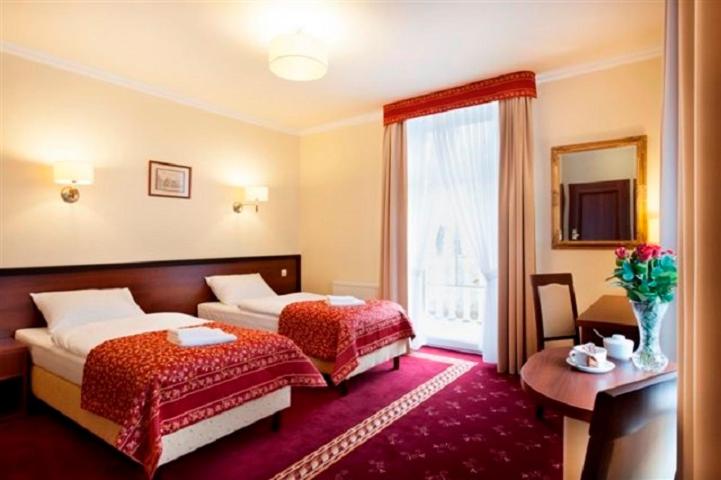 Single room with 3 physiotherapy treatments photo 2