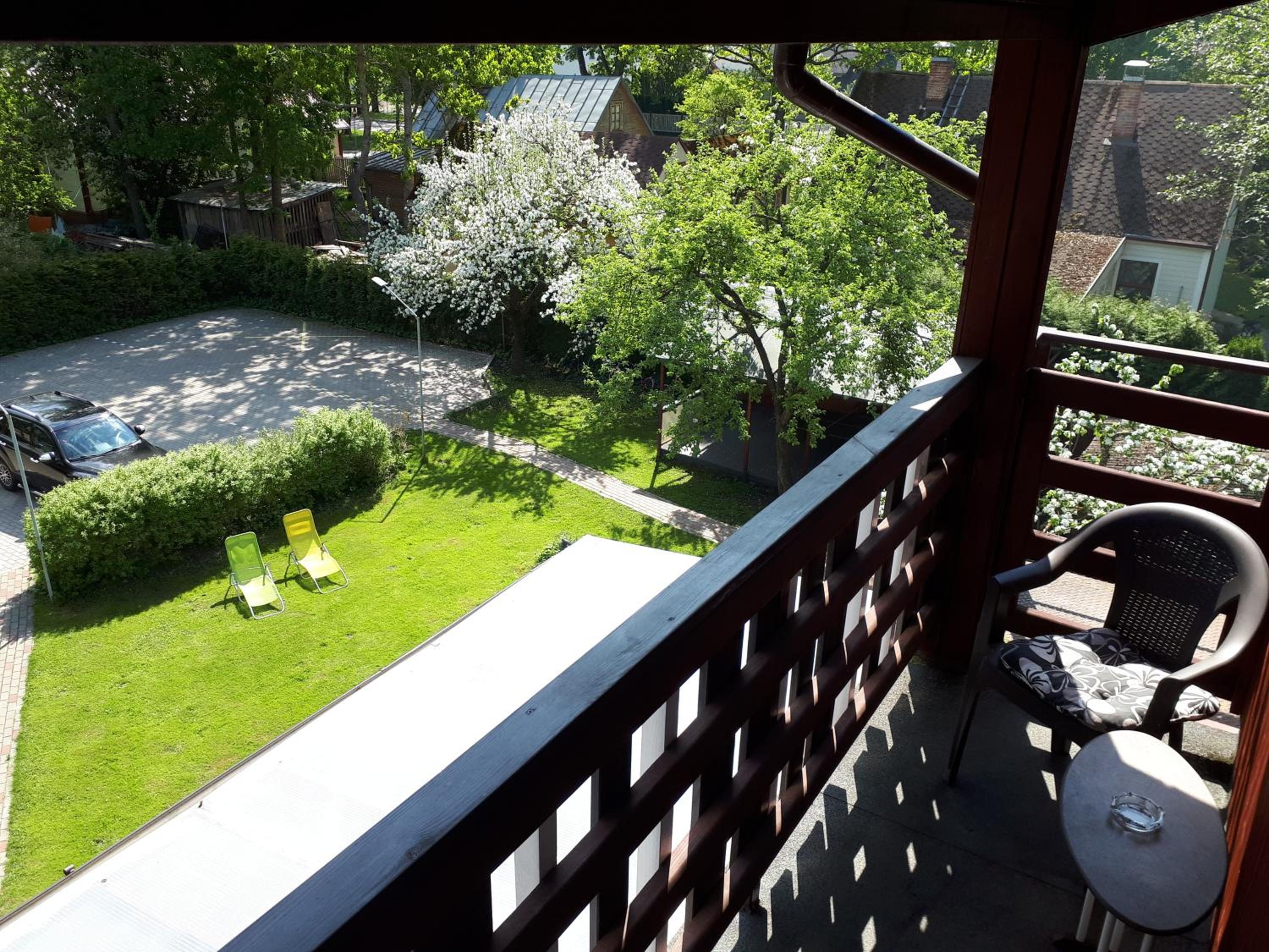 Standard Twin/Double Room with Balcony - Photo 11