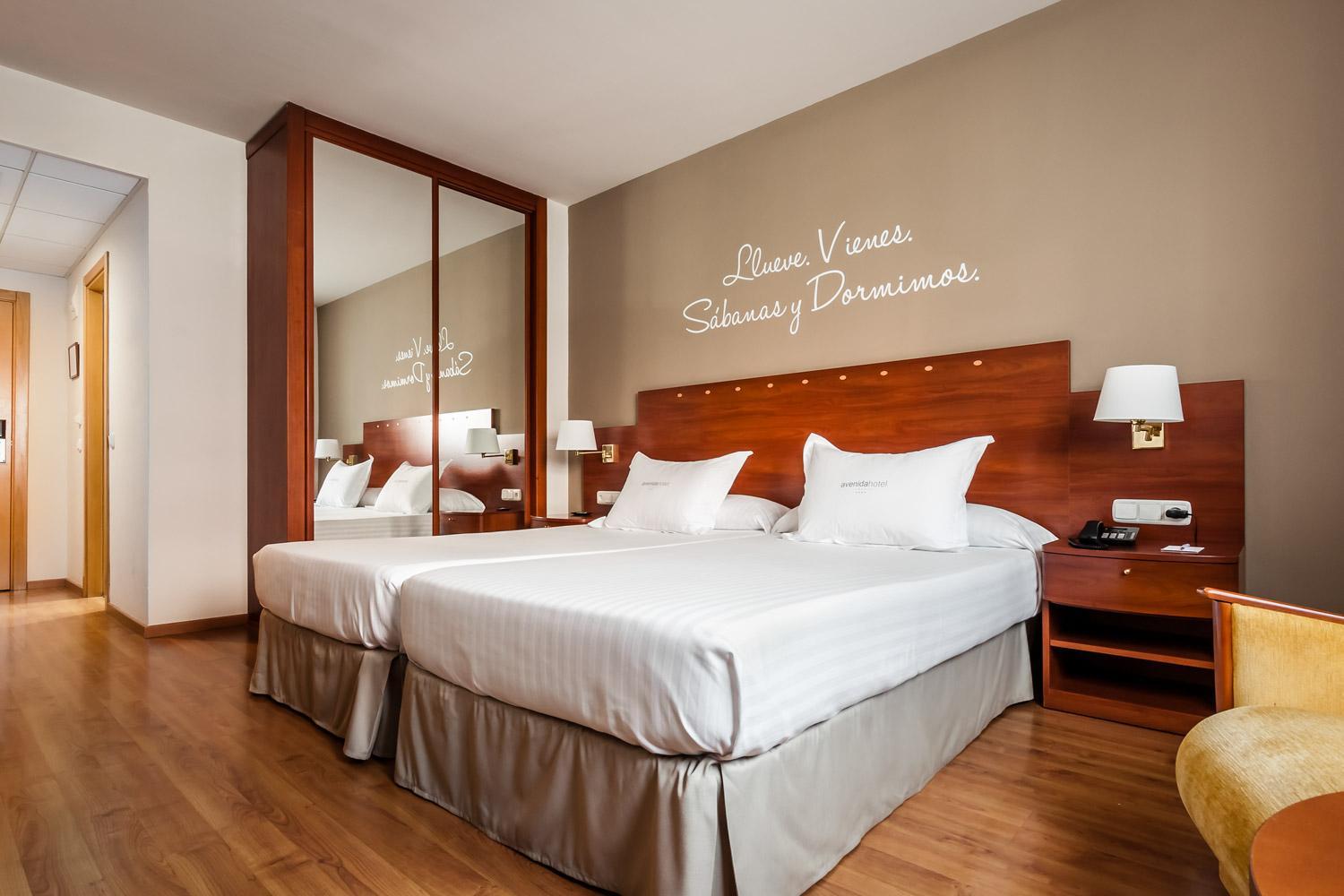 Double or Twin Room - Photo 5