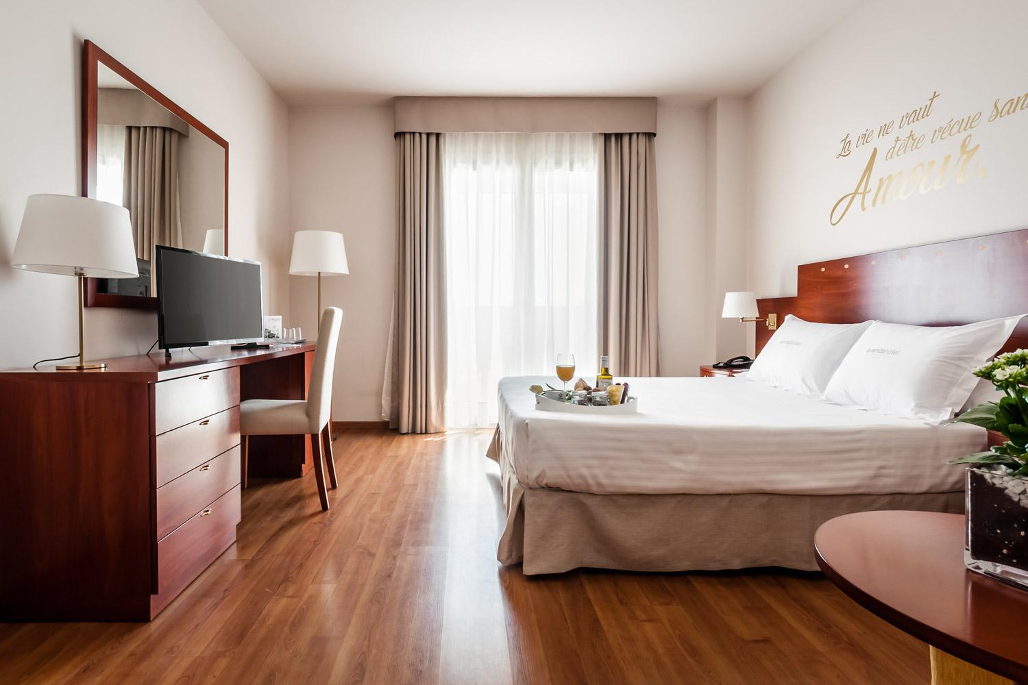 Double or Twin Room - Photo 4