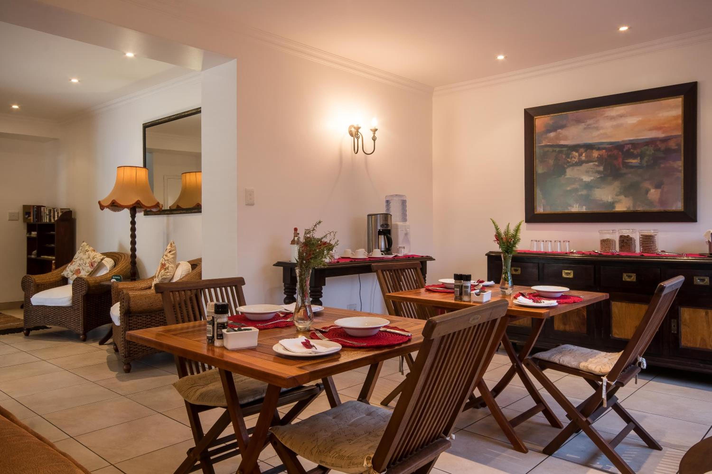 Deluxe Double Room with Balcony and Sea View photo 3