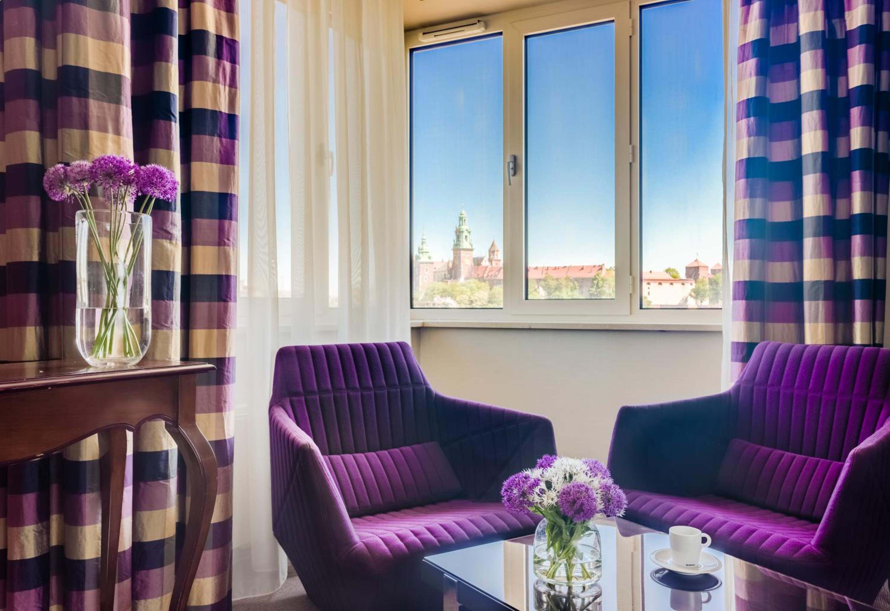 Royal Panorama Suite - Photo 7