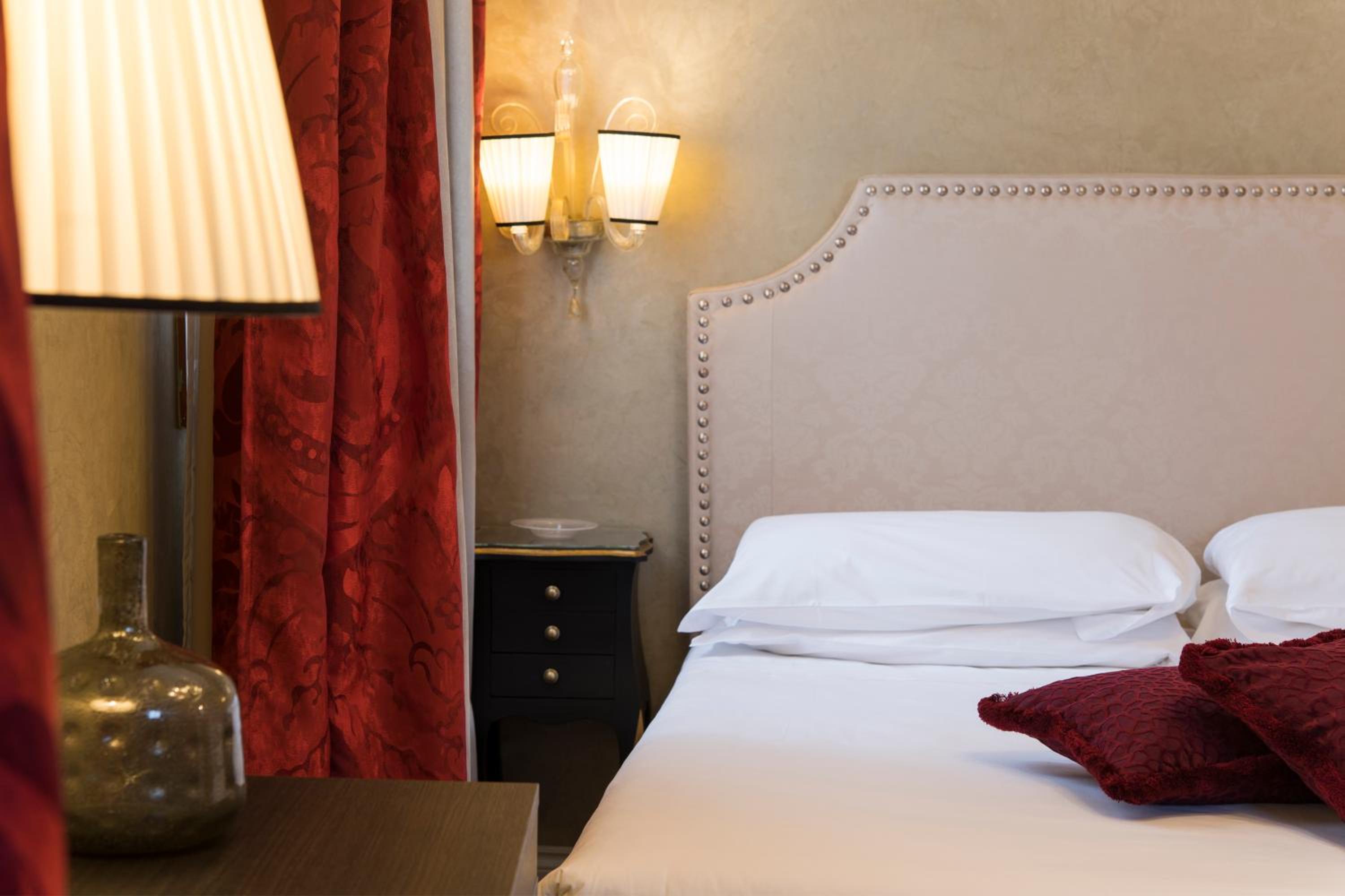 Superior Double Room with Extra Bed photo 1