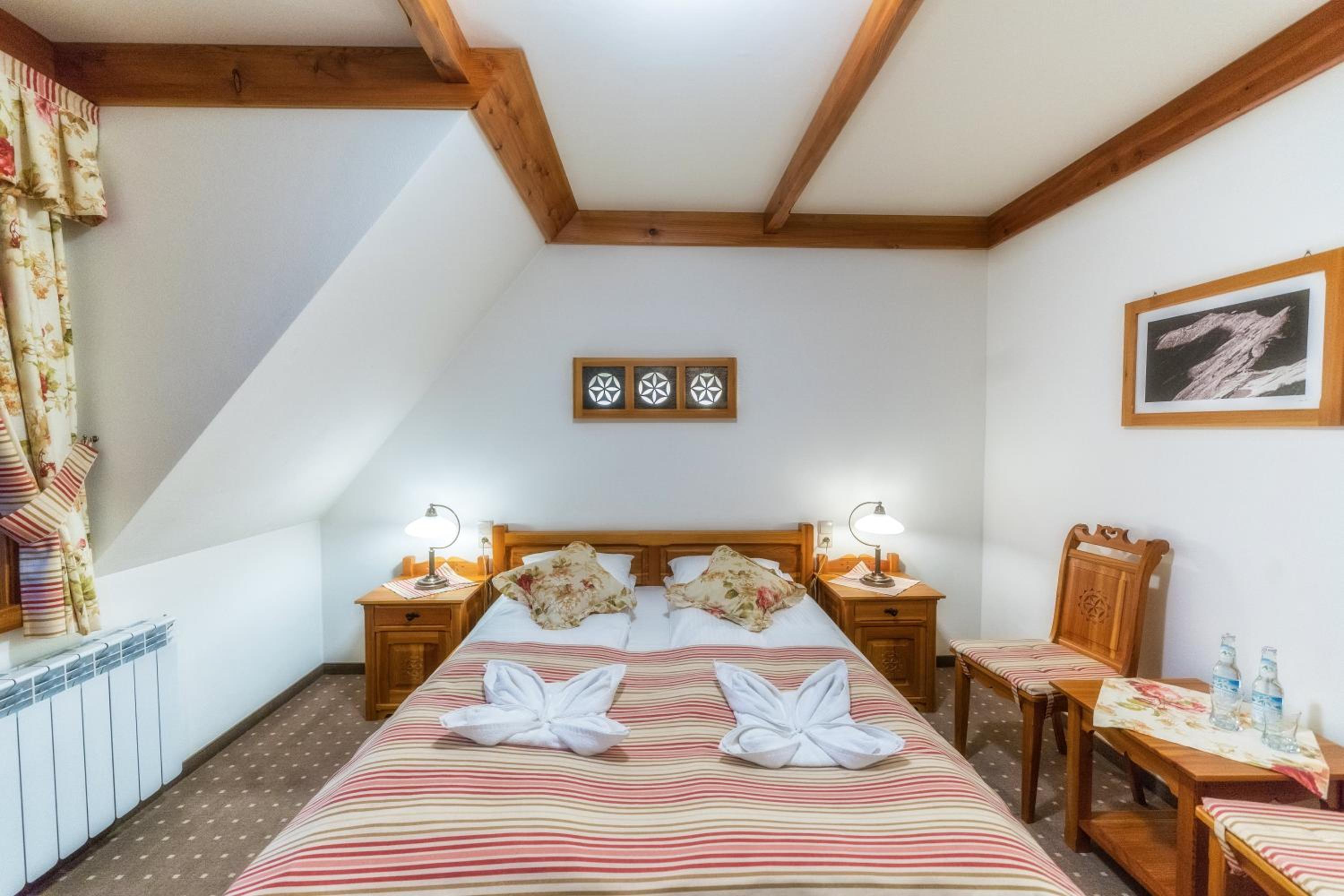 Deluxe Double Room with Balcony photo 3