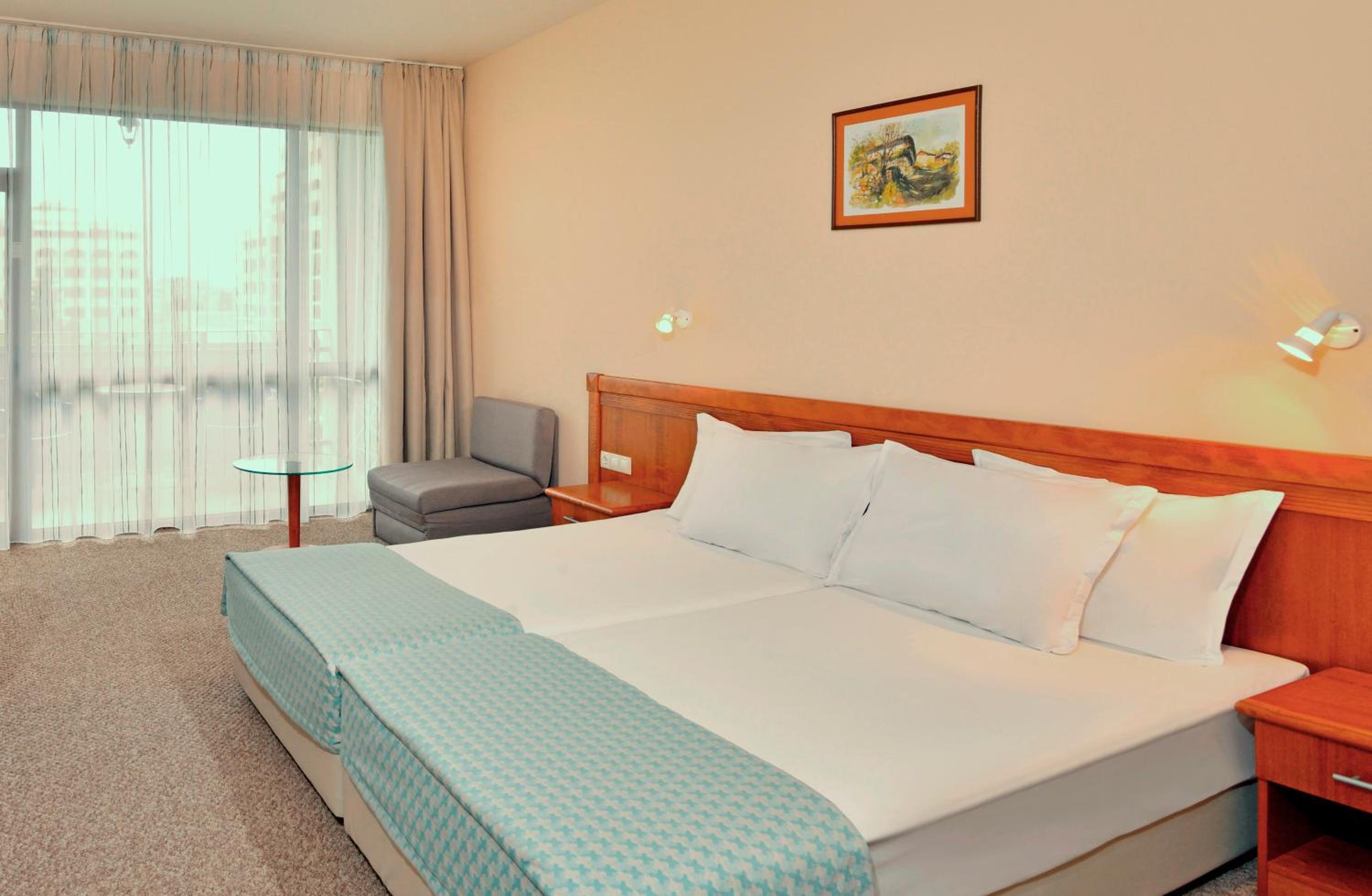 Standard Room with Park View photo 1